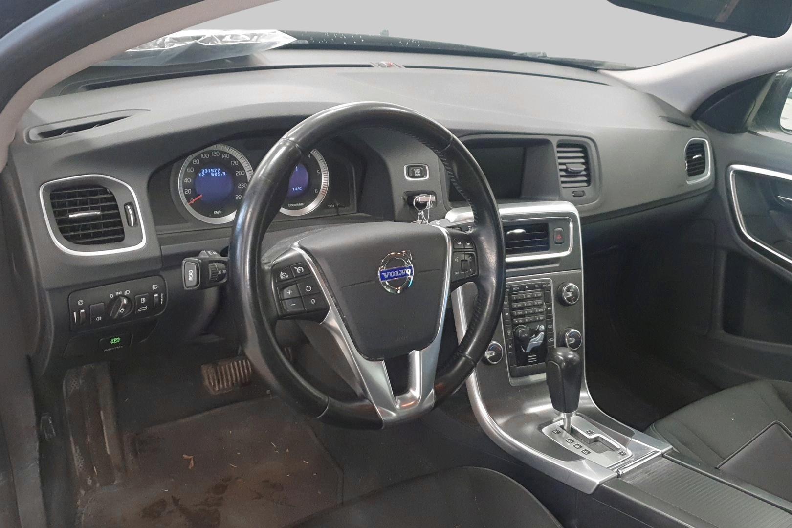 VOLVO S60 2010