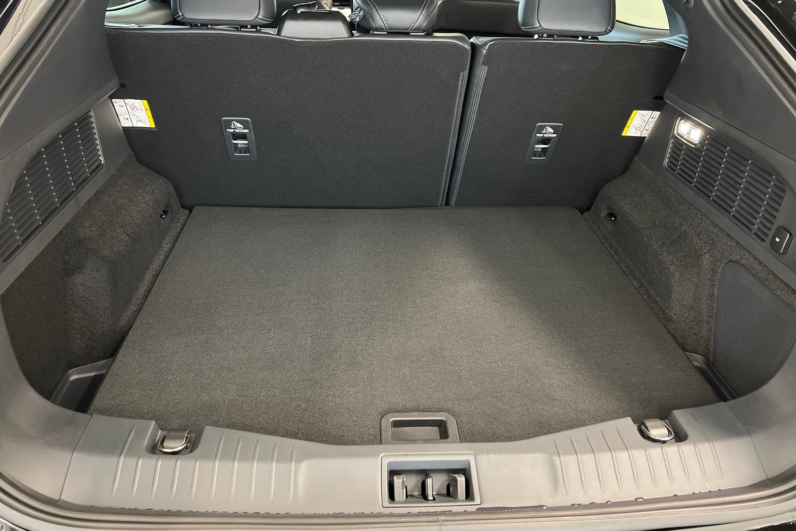 FORD Mustang Mach-E 2025