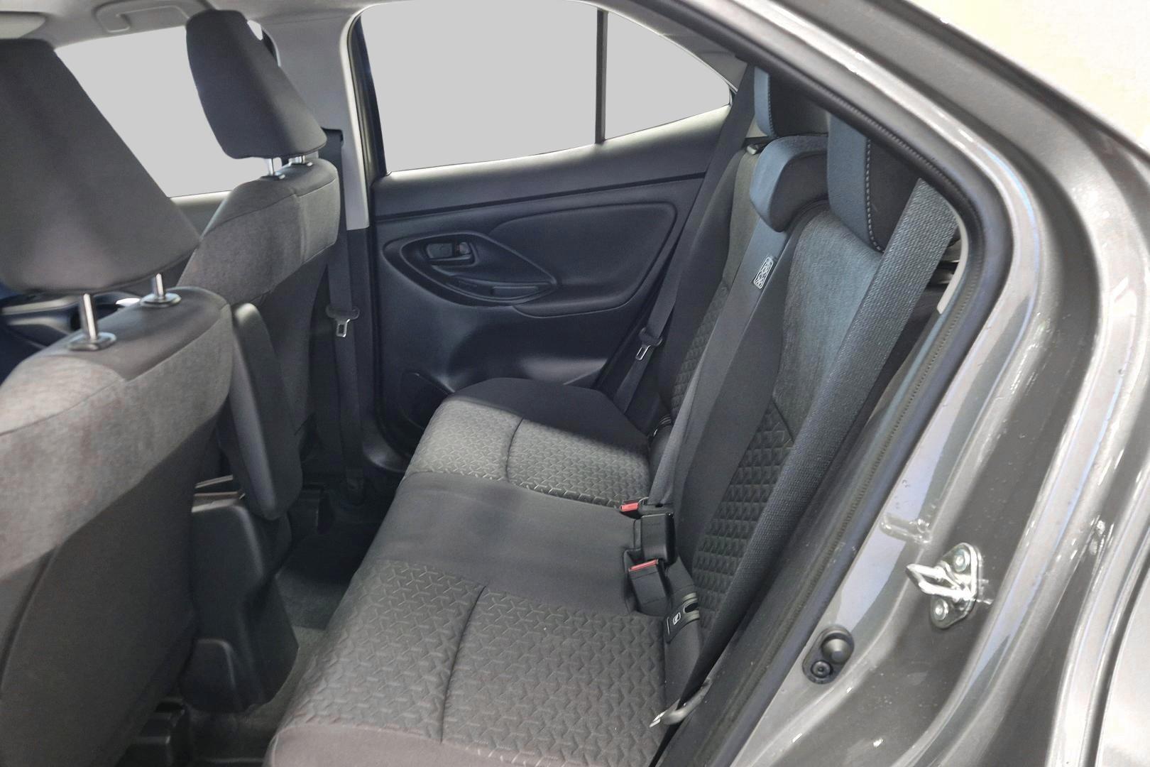 TOYOTA Yaris Cross 2023