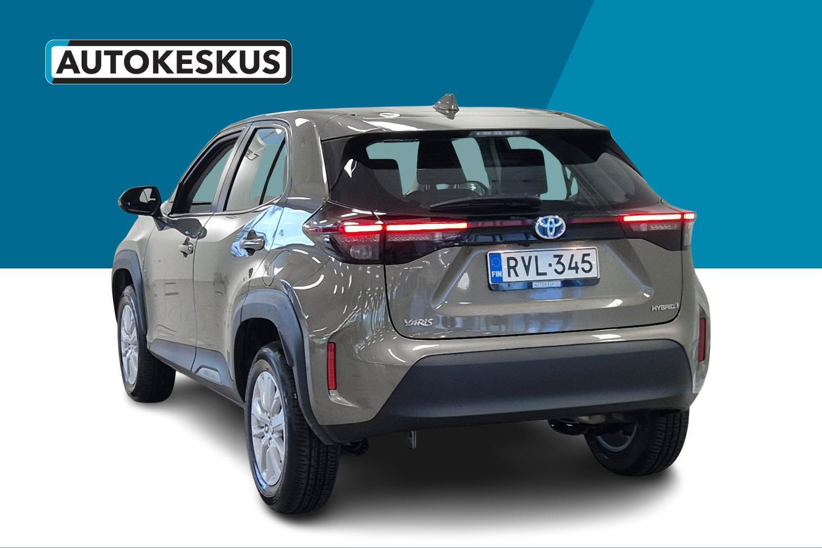 TOYOTA Yaris Cross 2023