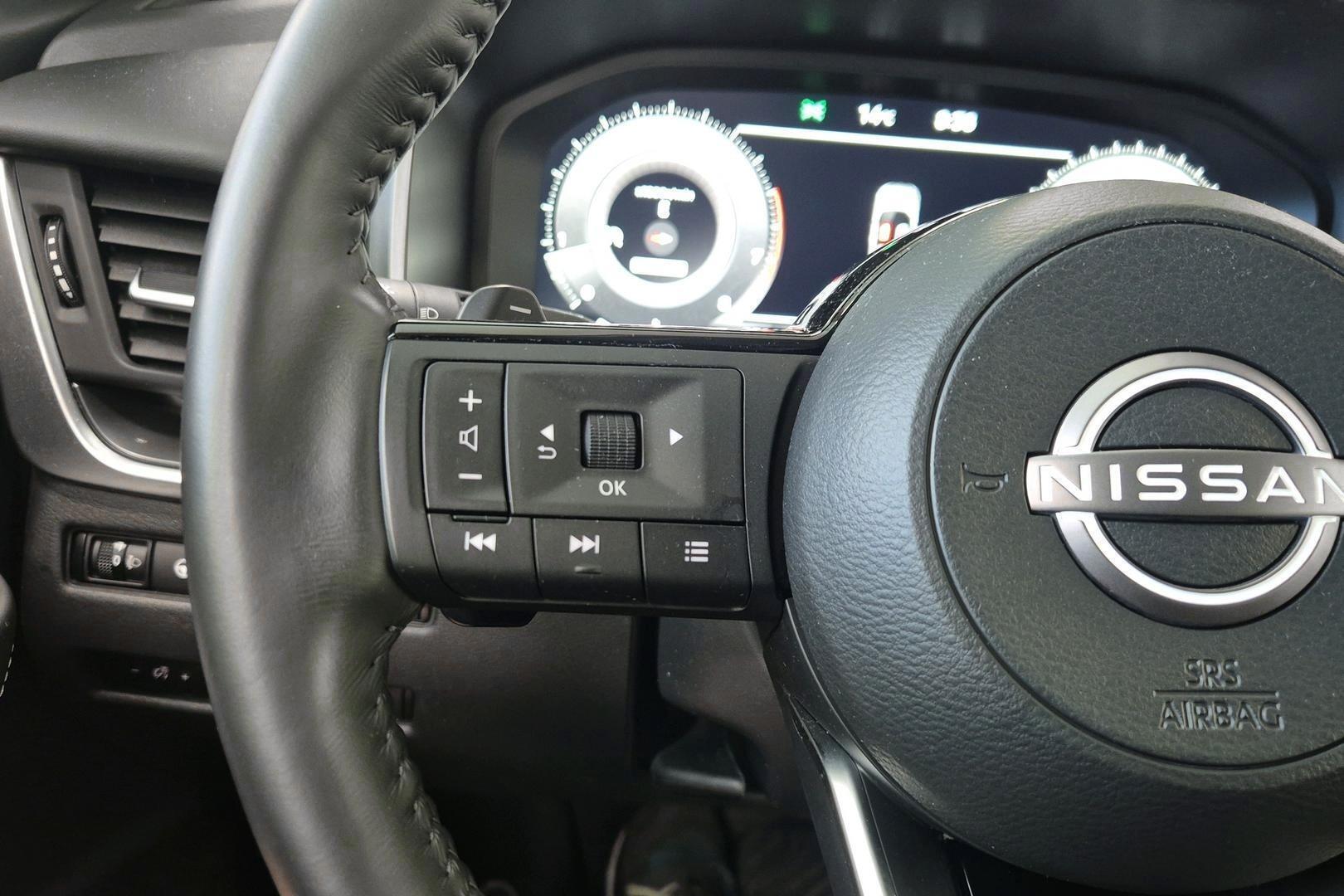 NISSAN Qashqai 2025