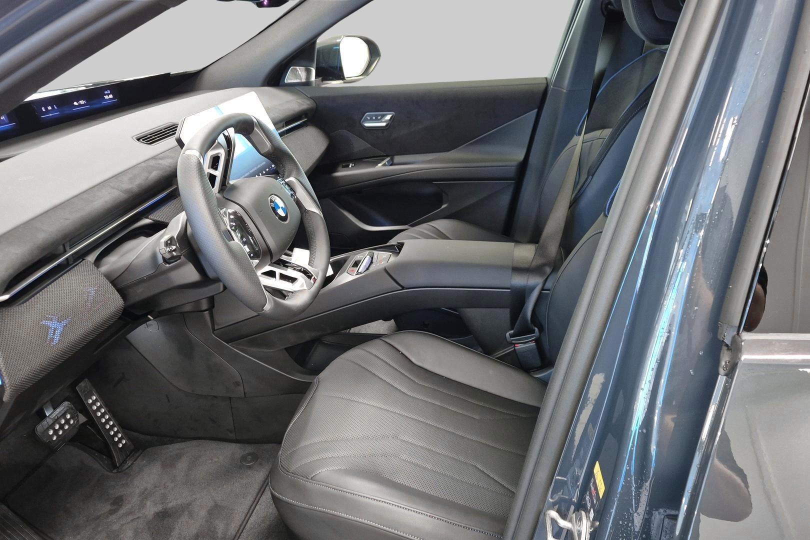 BMW iX3 2026