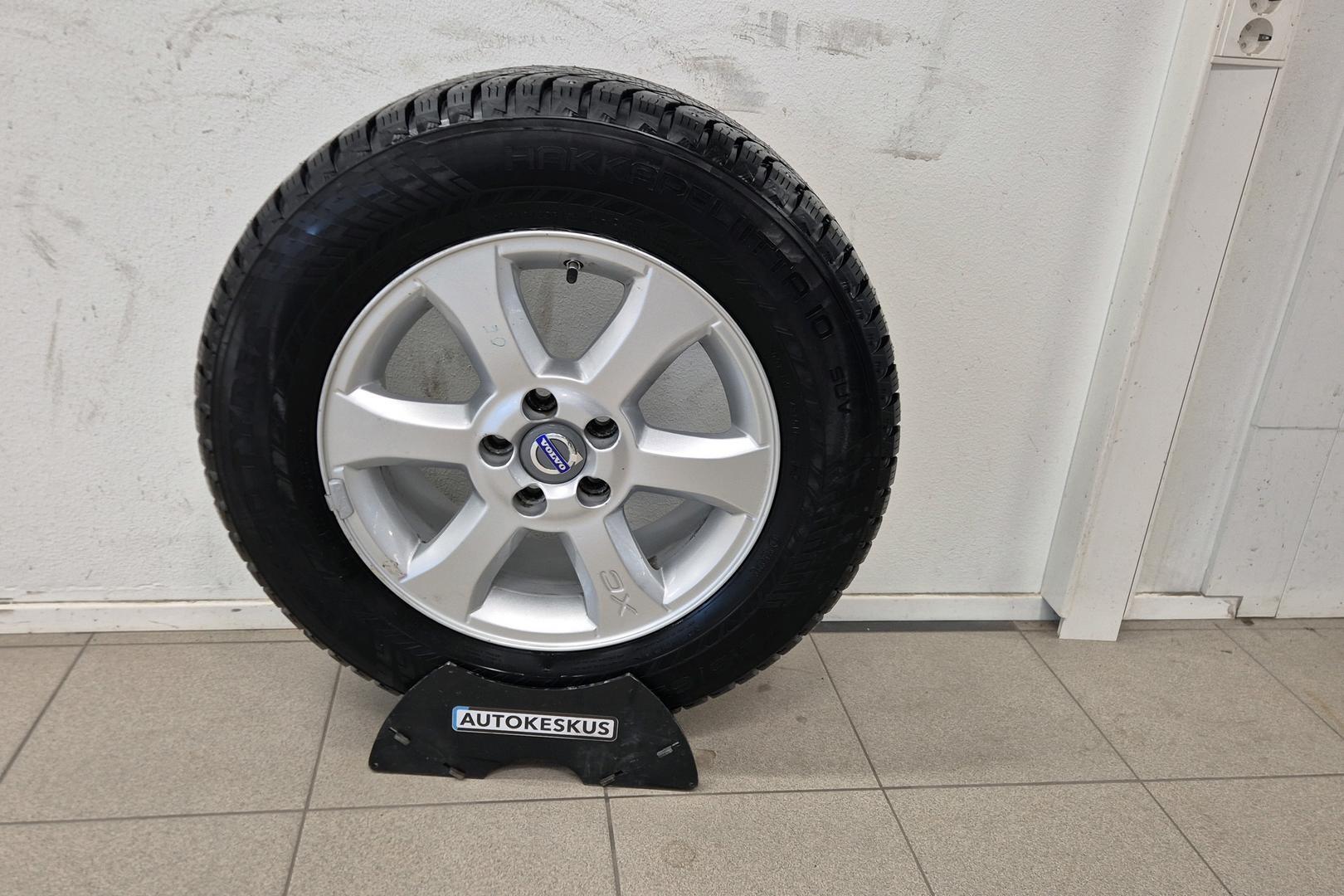 VOLVO XC70 23