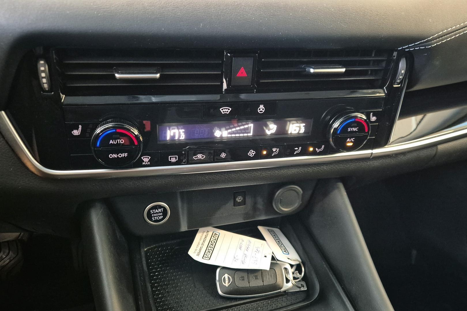 NISSAN Qashqai 2024