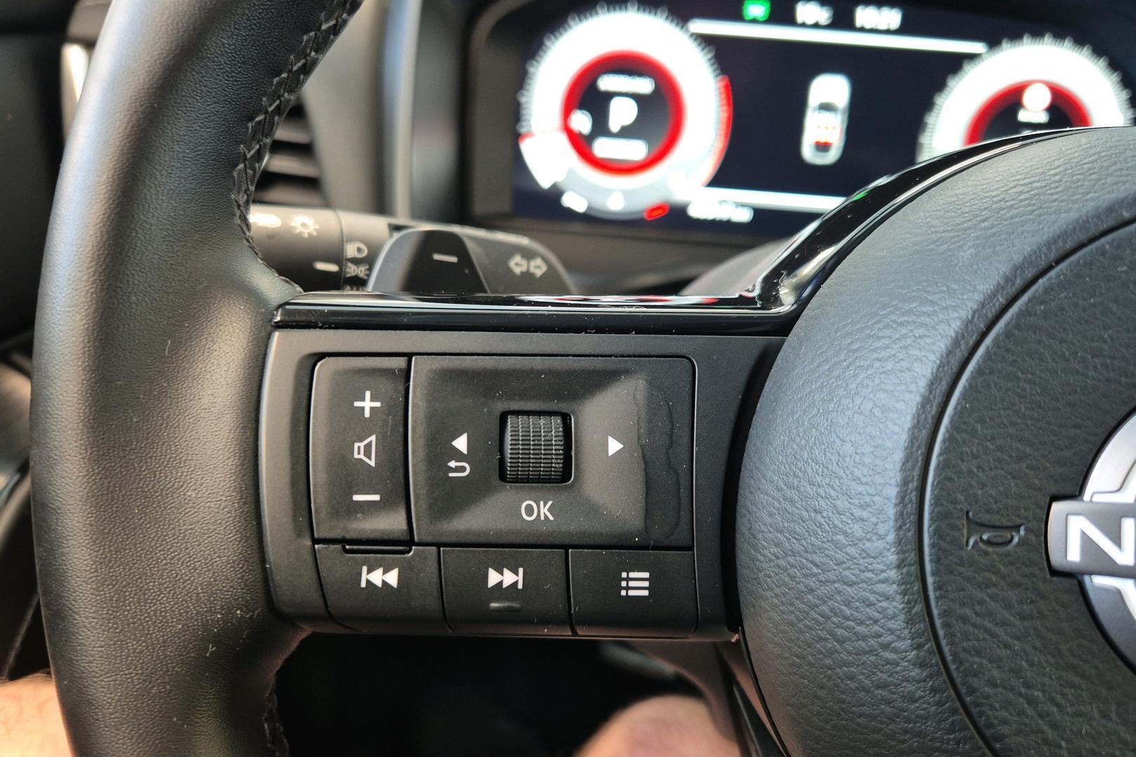 NISSAN Qashqai 2024