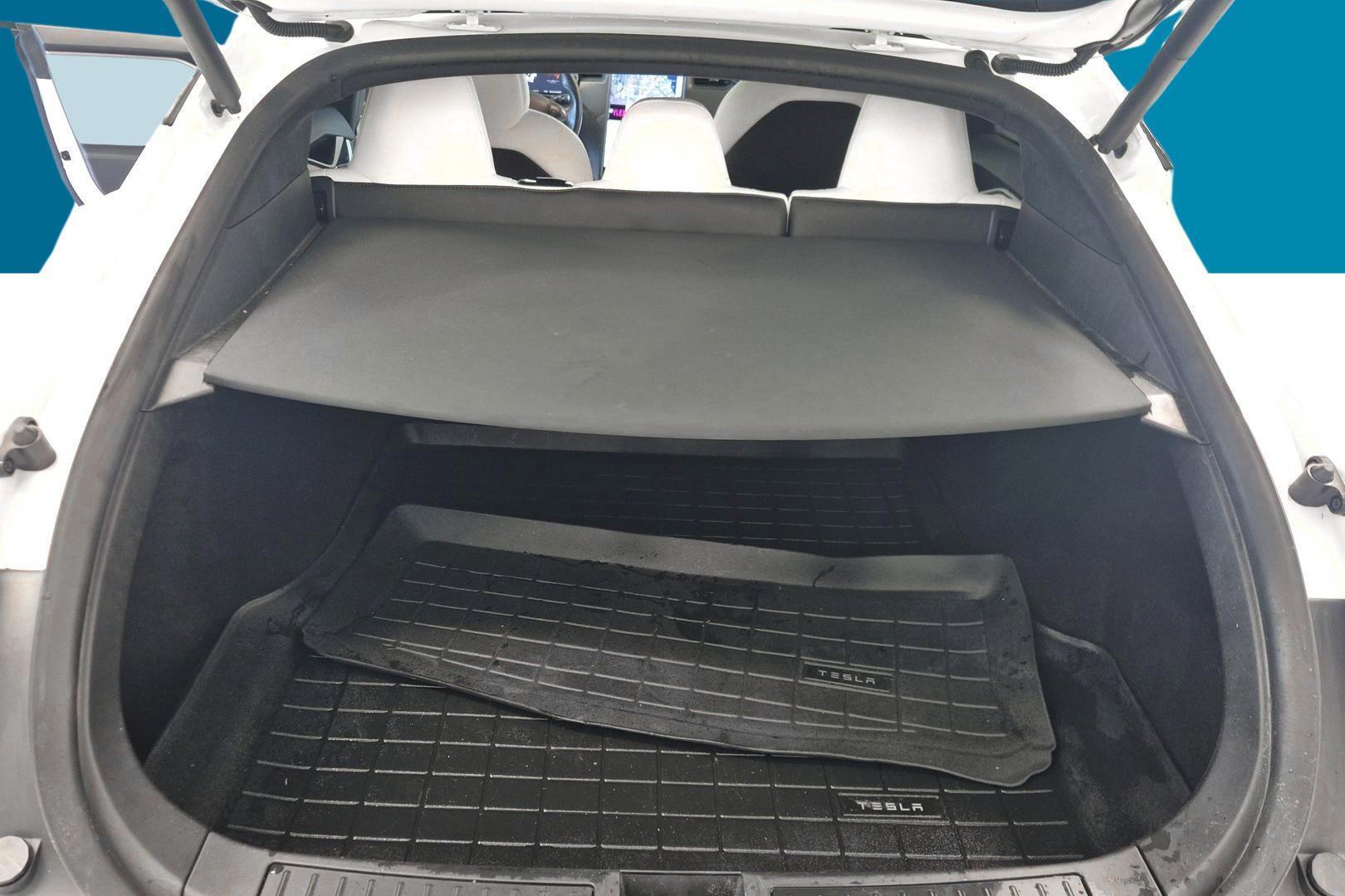 TESLA Model S 2020