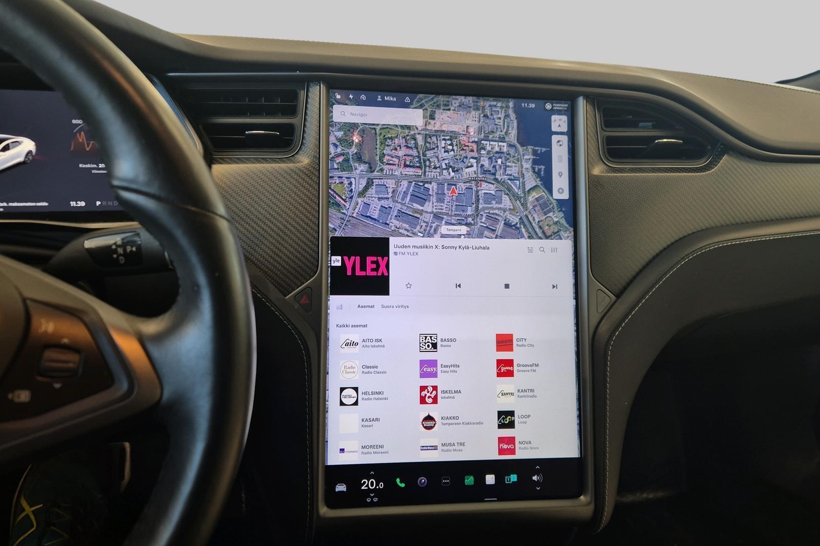 TESLA Model S 2020
