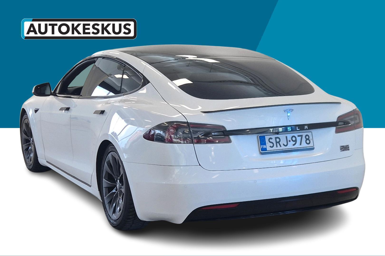 TESLA Model S 2020