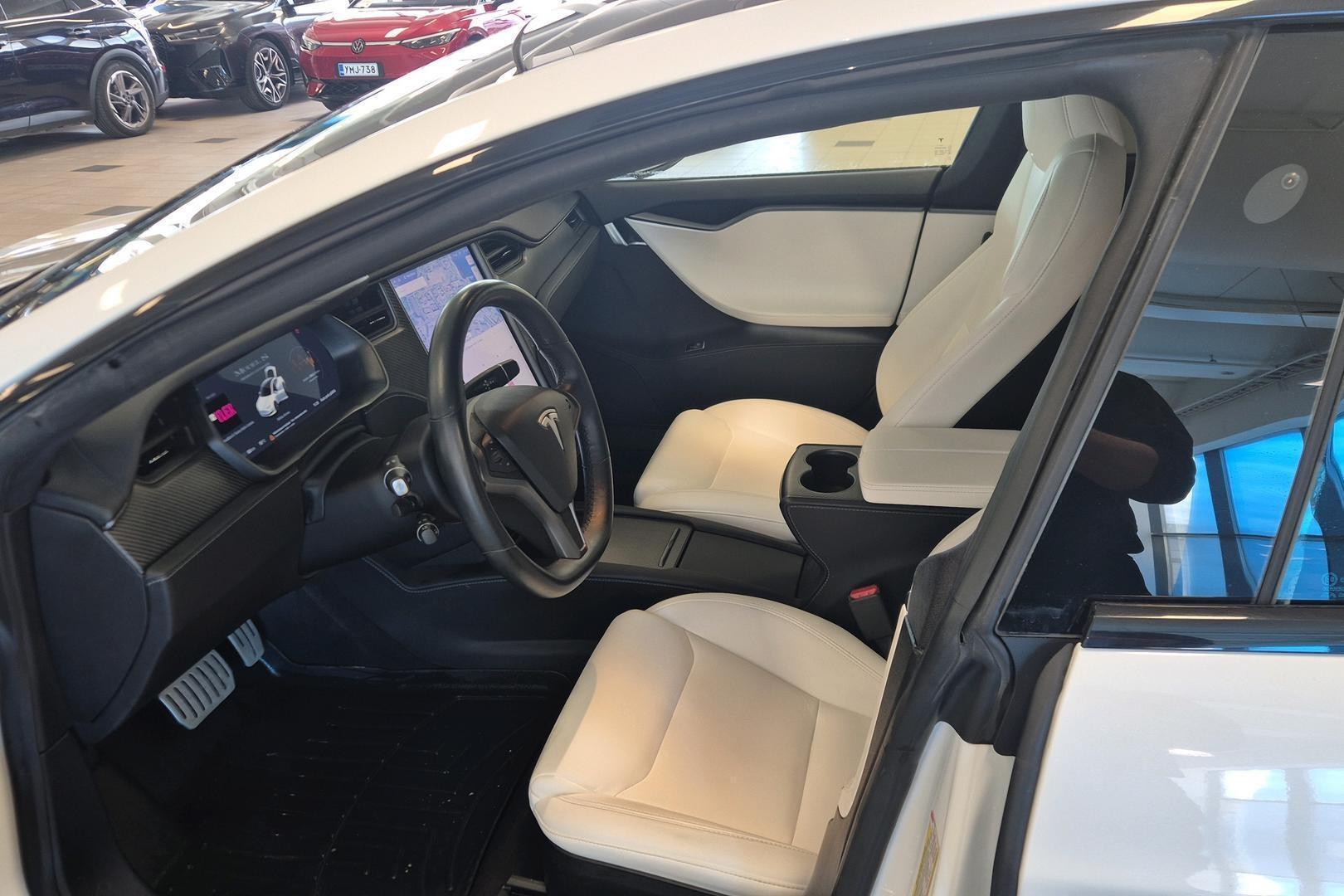 TESLA Model S 2020