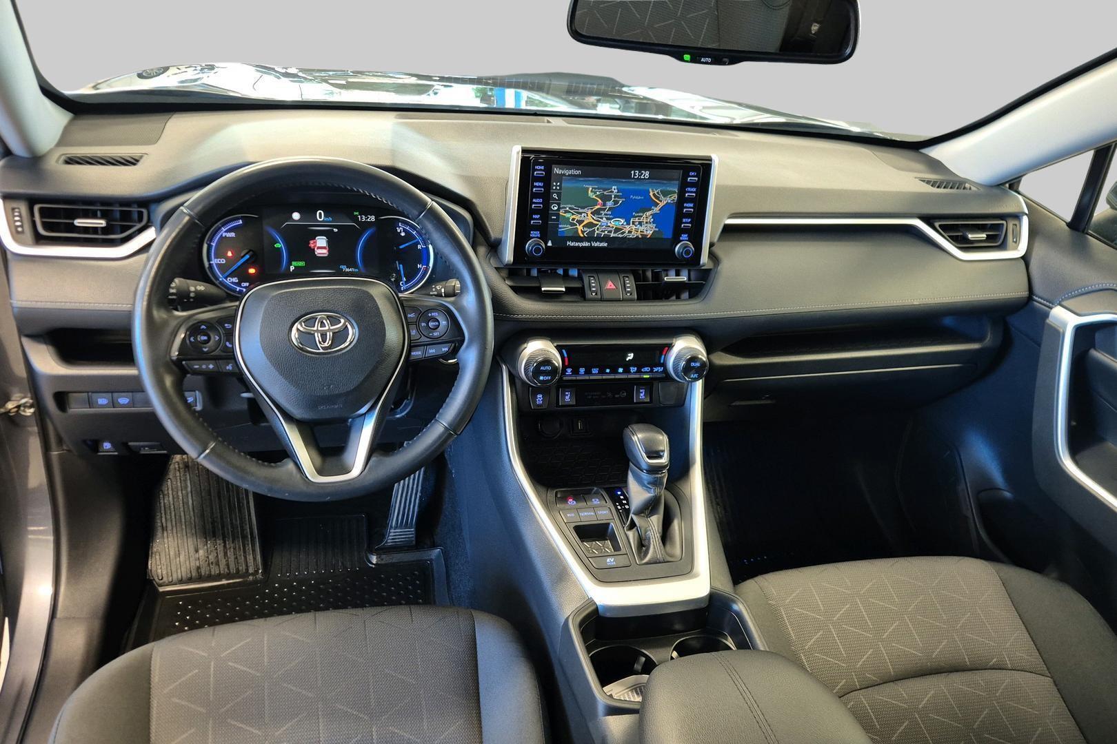 TOYOTA RAV4 11