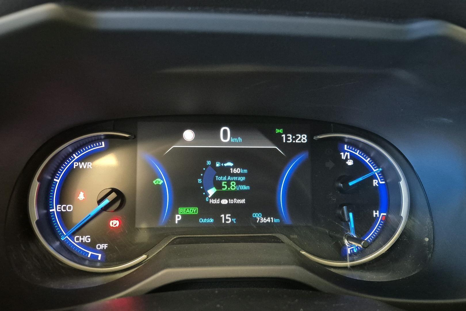 TOYOTA RAV4 14