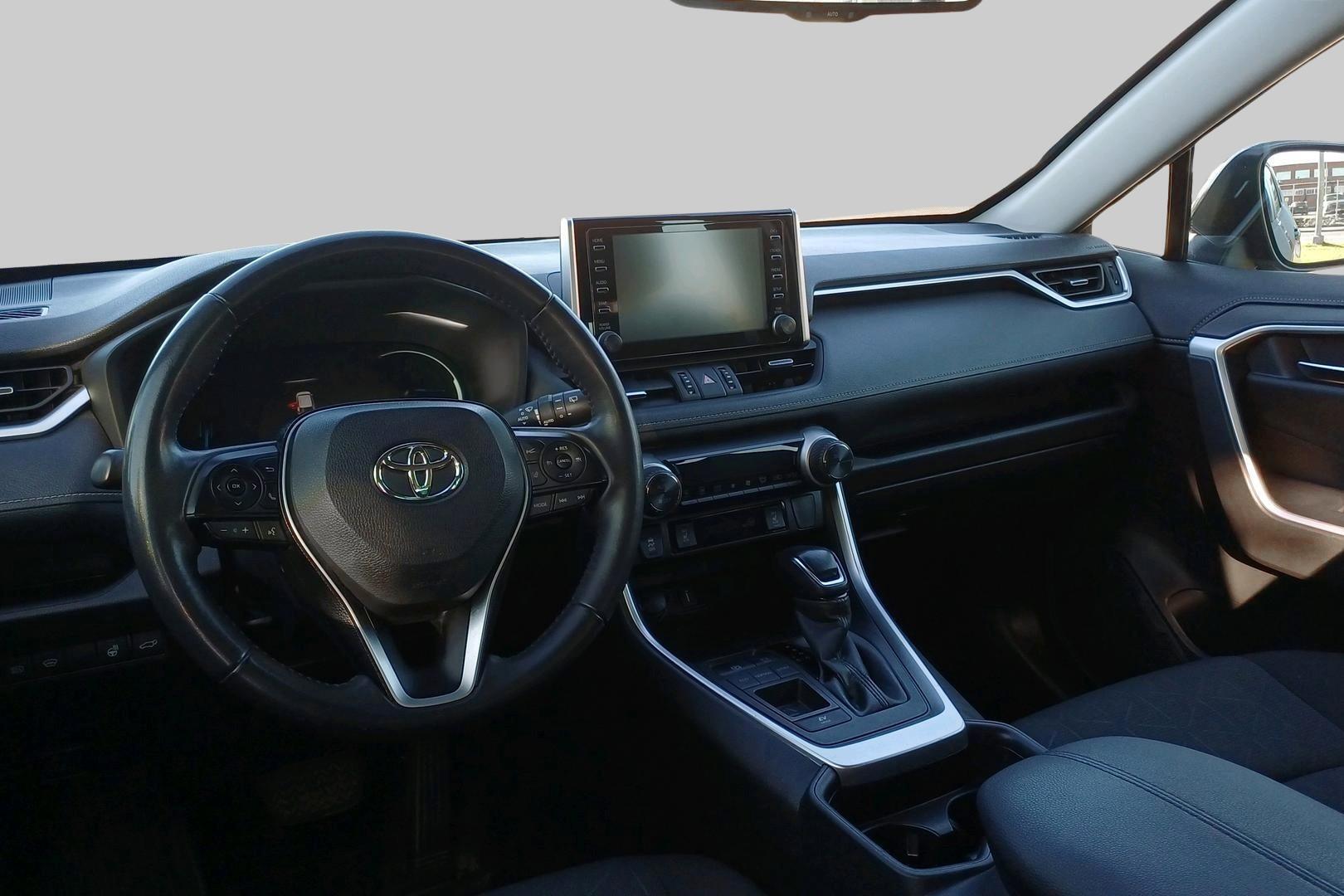 TOYOTA RAV4 2021