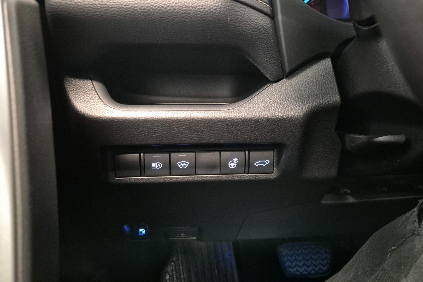 TOYOTA RAV4 21