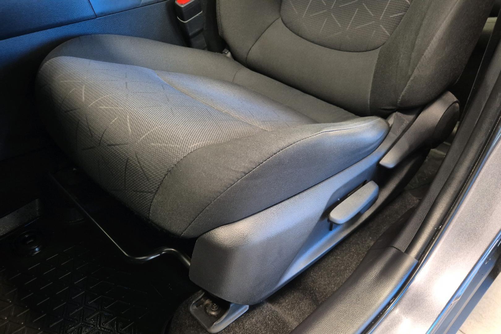 TOYOTA RAV4 22
