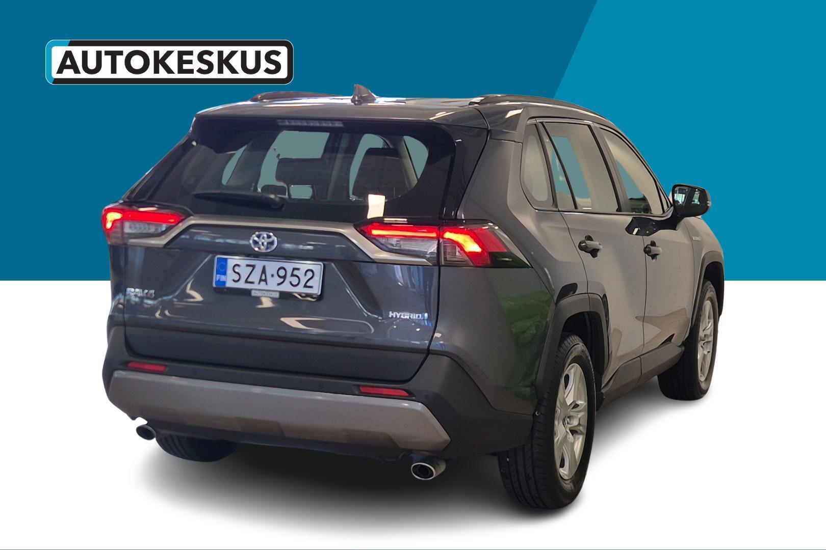 TOYOTA RAV4 5