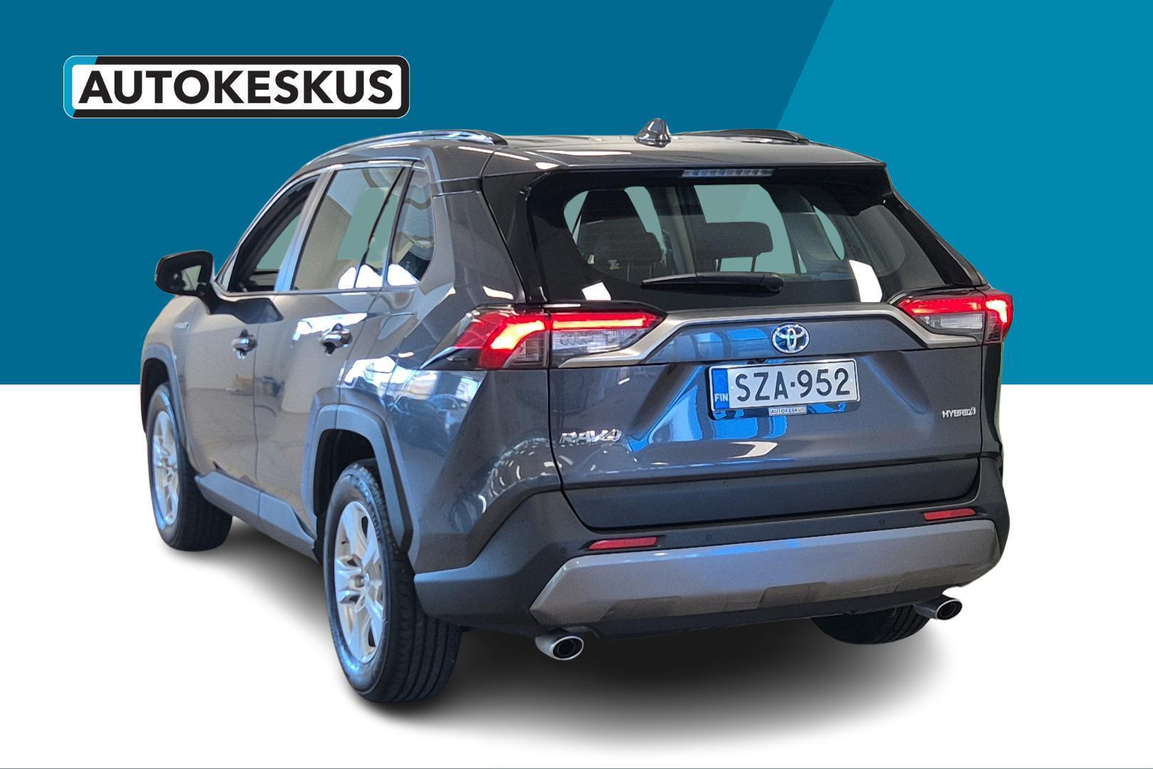 TOYOTA RAV4 7