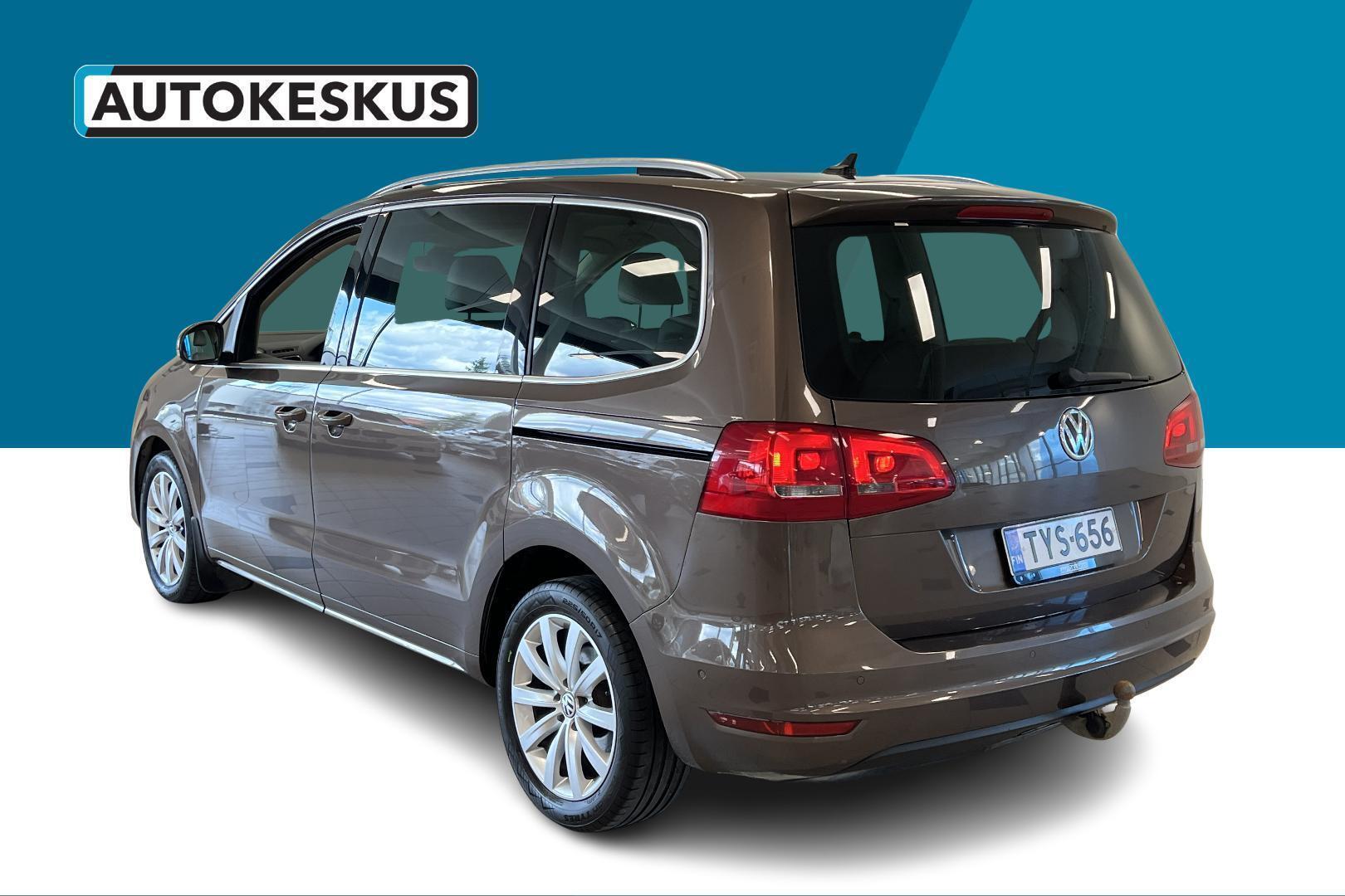 VOLKSWAGEN Sharan 2011
