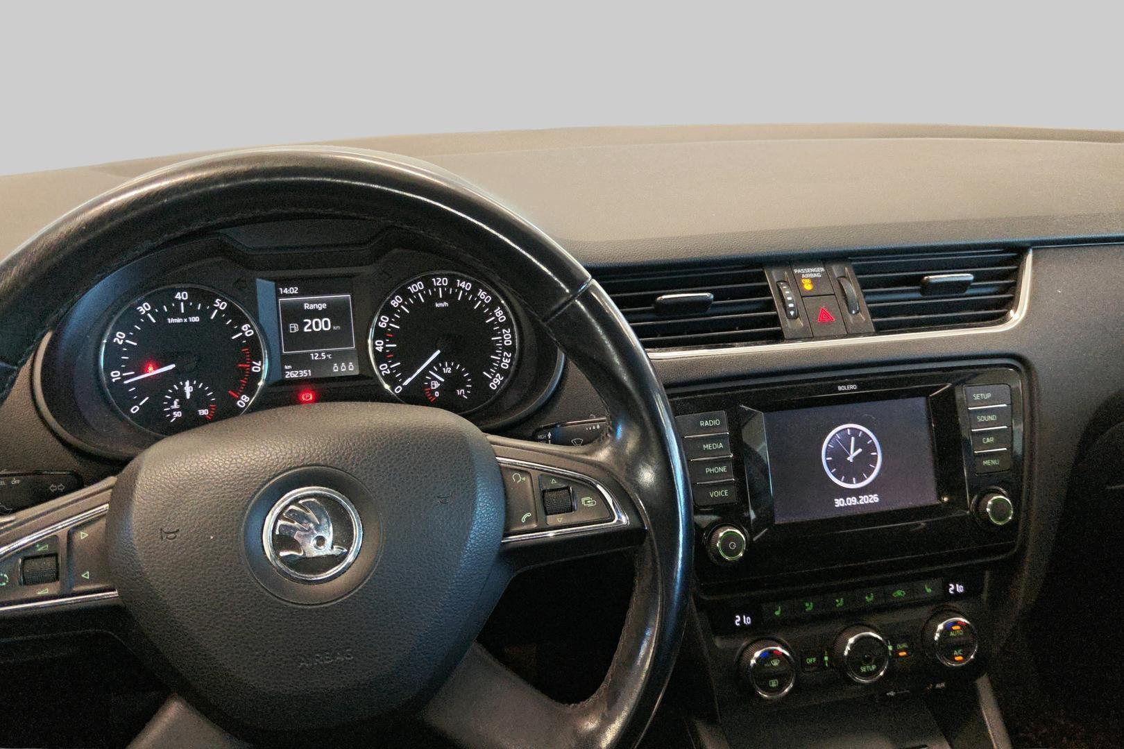 SKODA Octavia 2014
