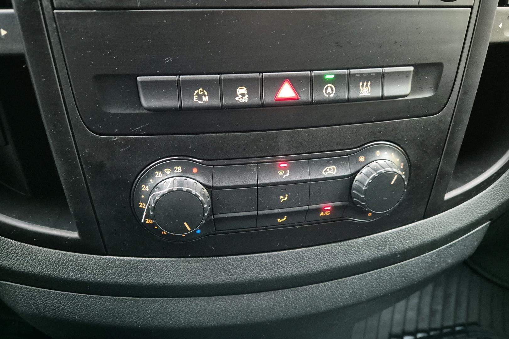 MERCEDES-BENZ Vito 2015