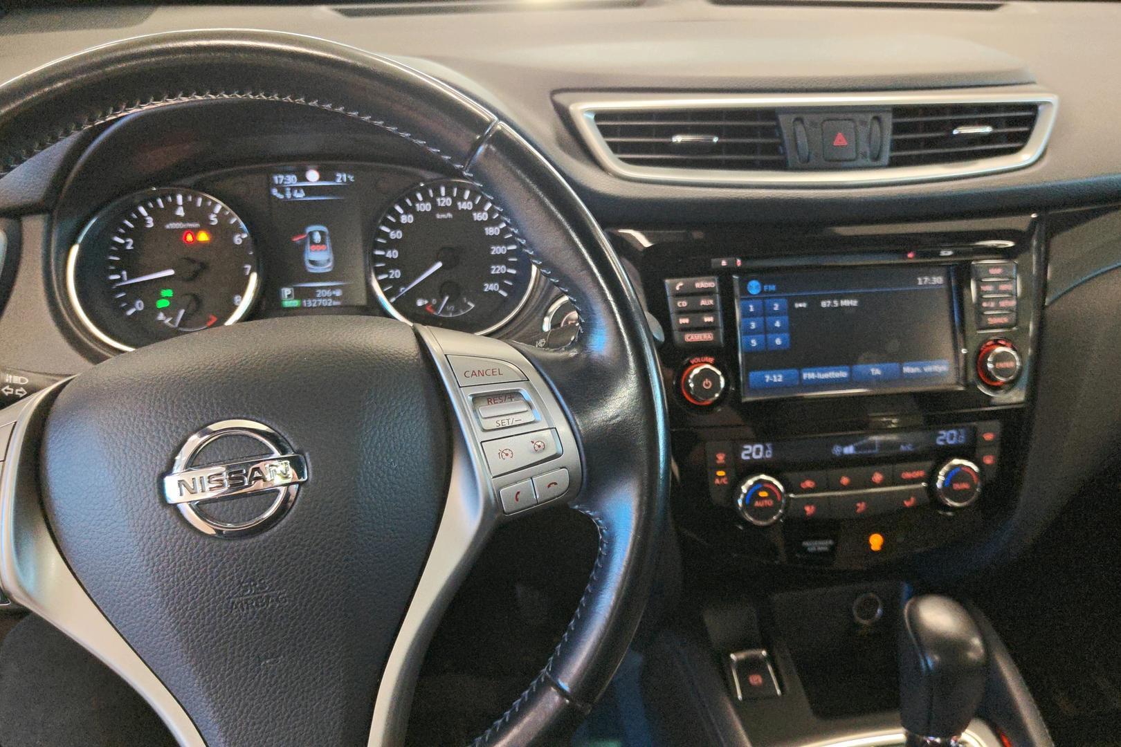 NISSAN Qashqai 11
