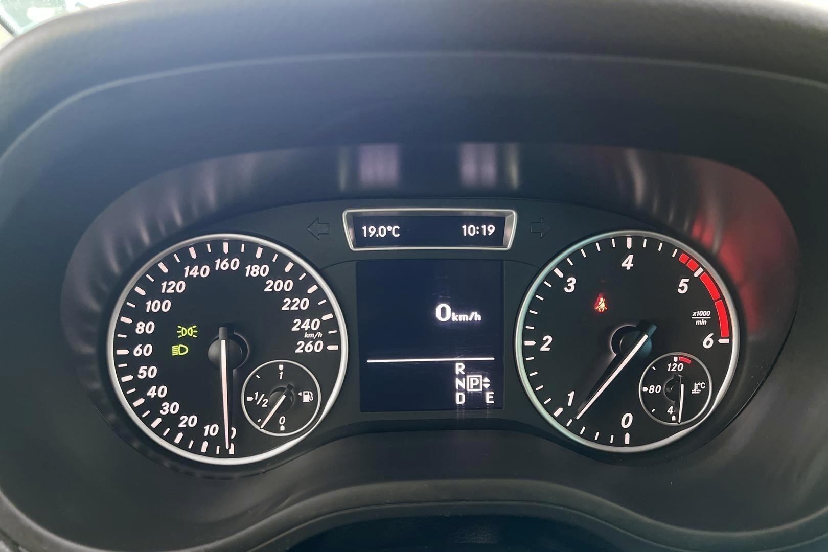 MERCEDES-BENZ B 2014