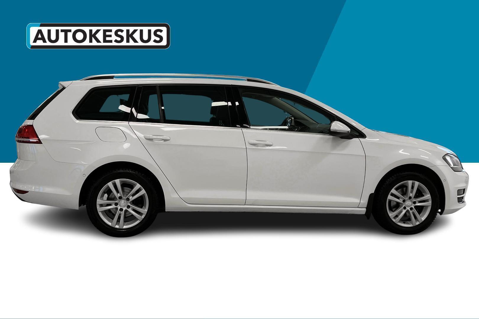 VOLKSWAGEN Golf 2015