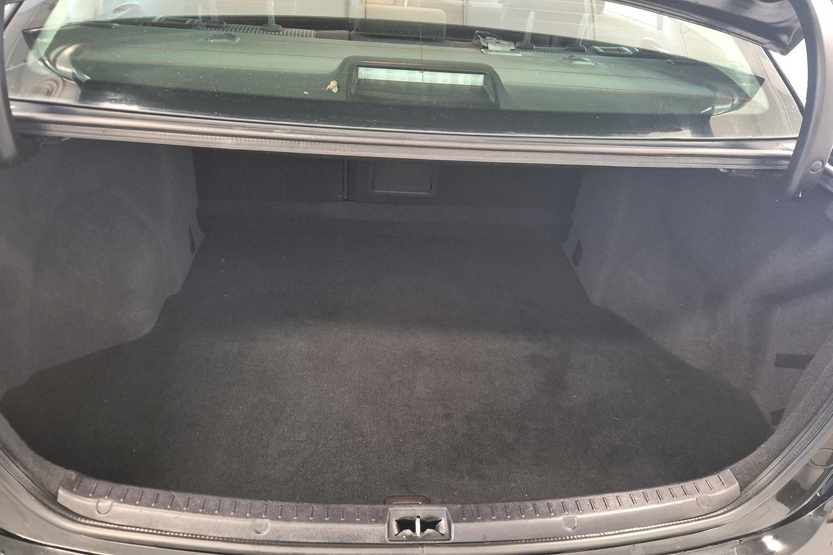 TOYOTA Avensis 2011