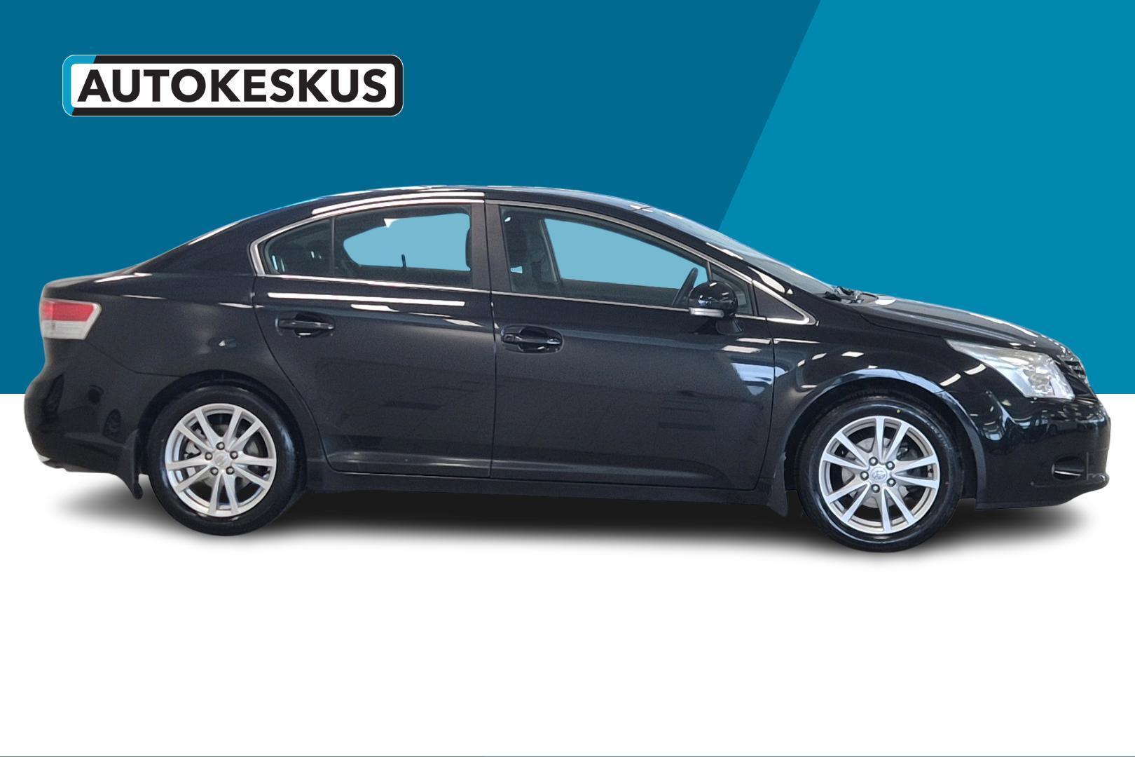 TOYOTA Avensis 2011