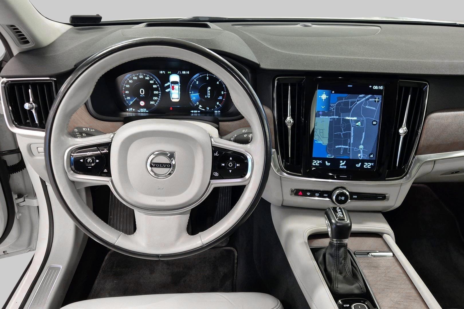 VOLVO S90 2017