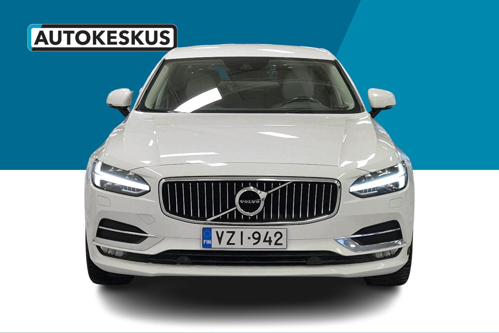 VOLVO S90 2017