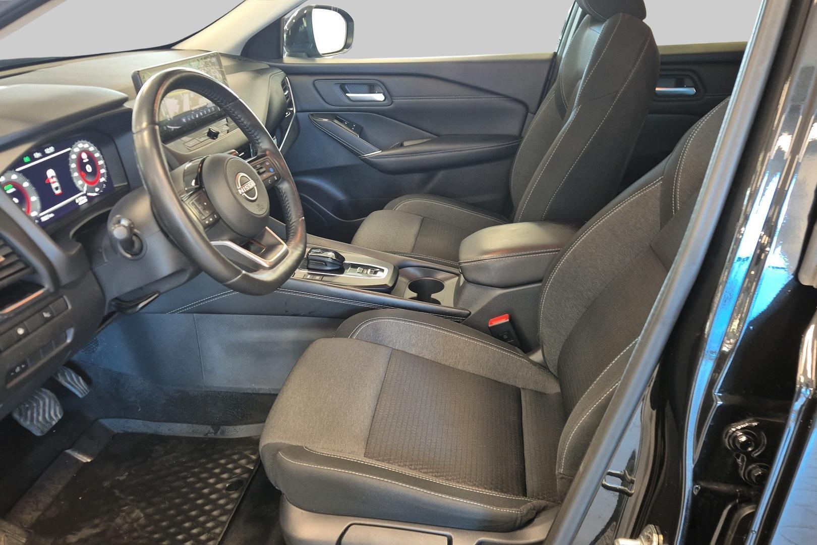 NISSAN Qashqai 2023