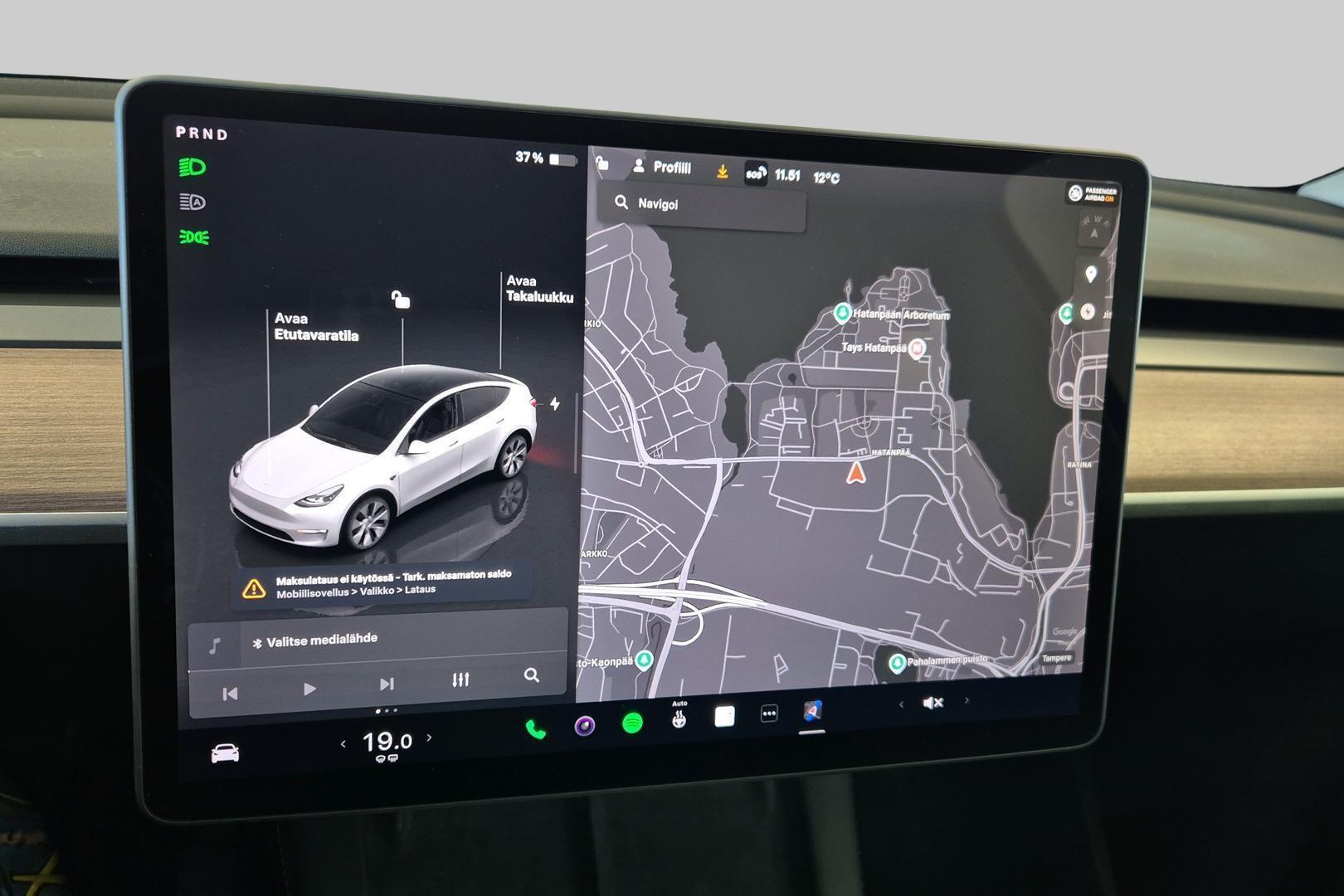 TESLA Model Y 2023
