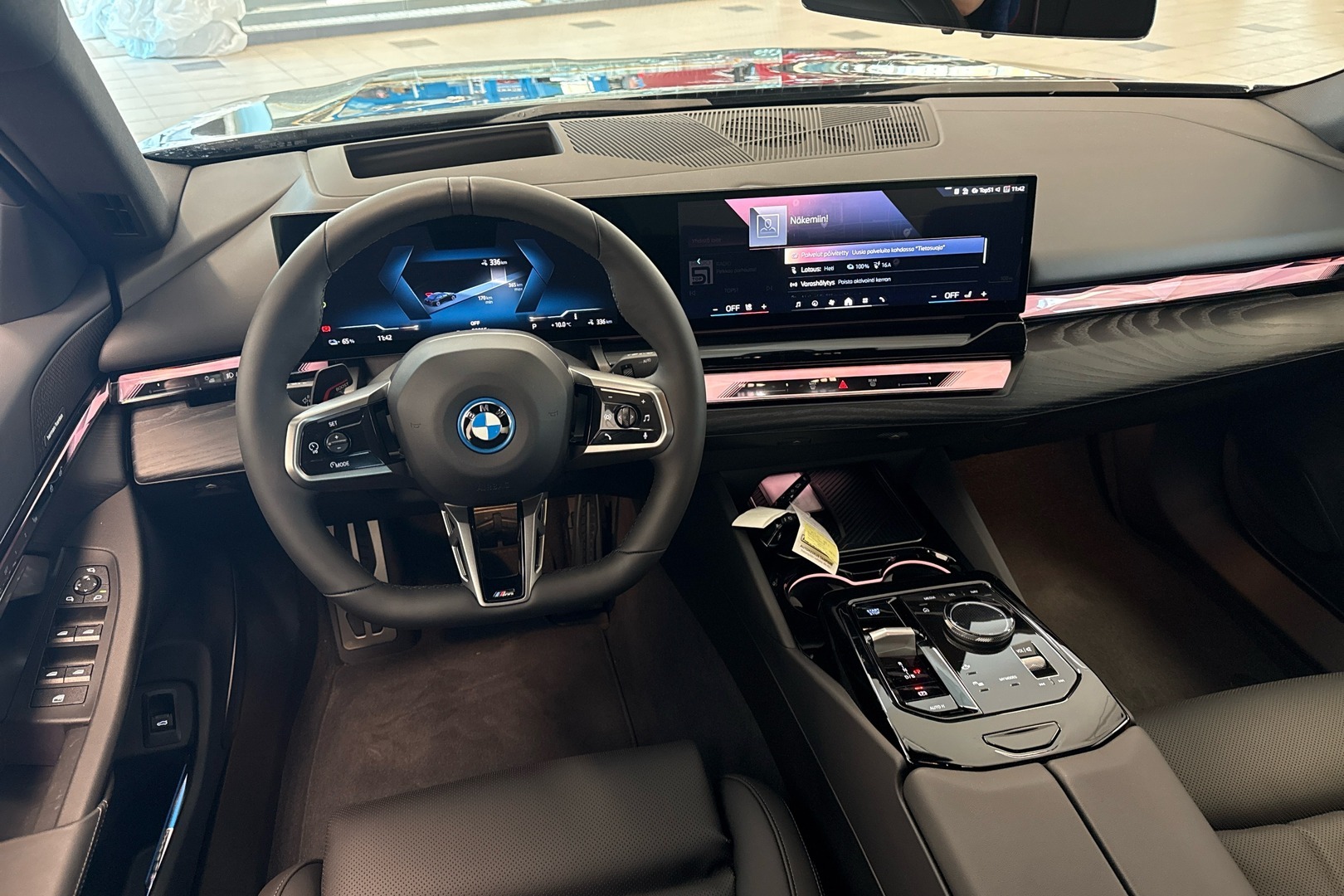 BMW i5 2025