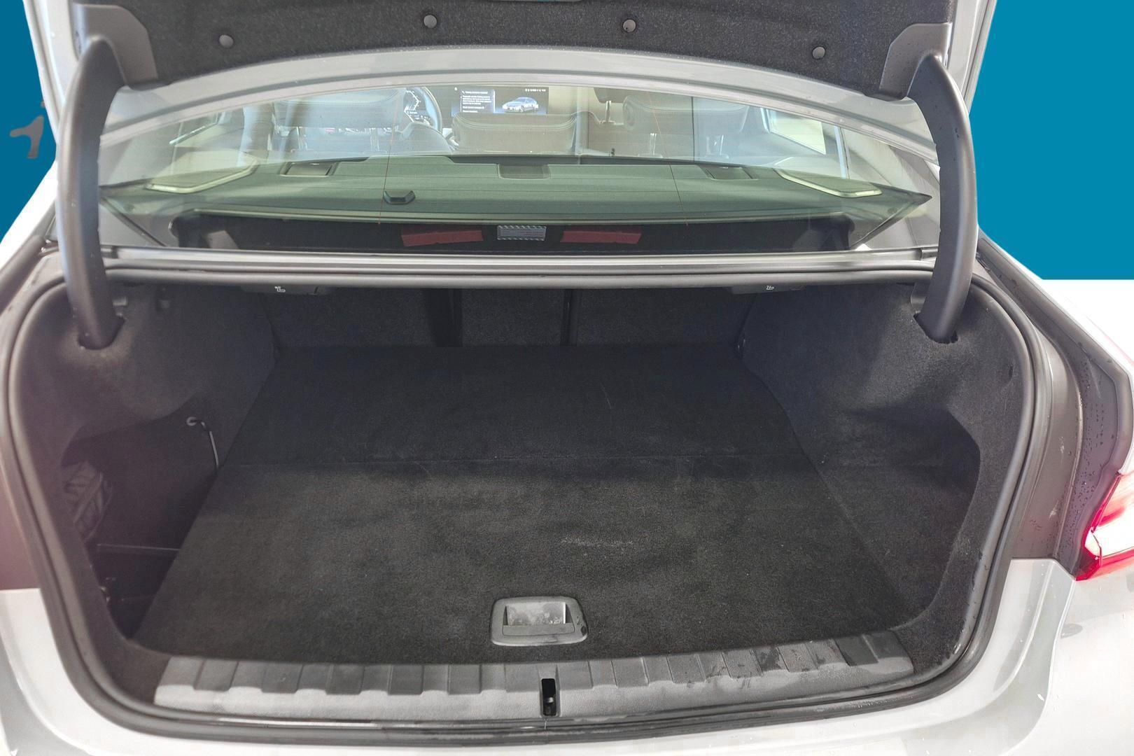 BMW 3-sarja 2025