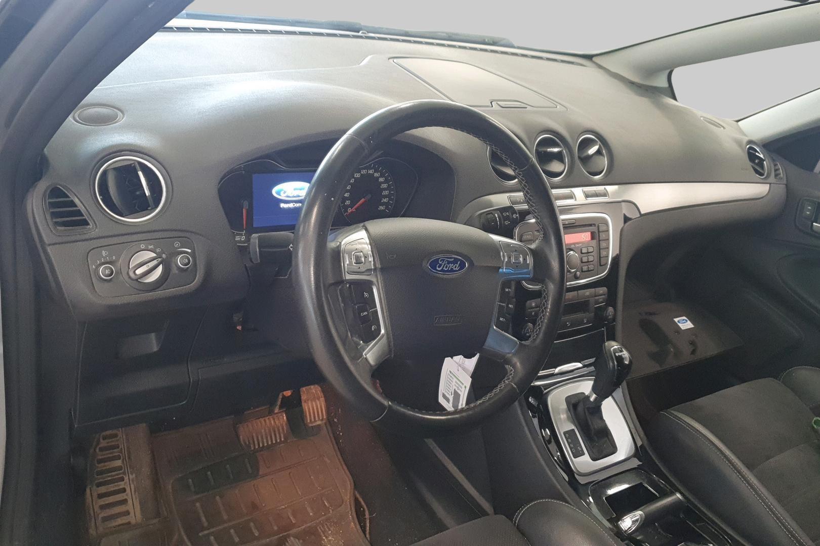 FORD S-MAX 2012