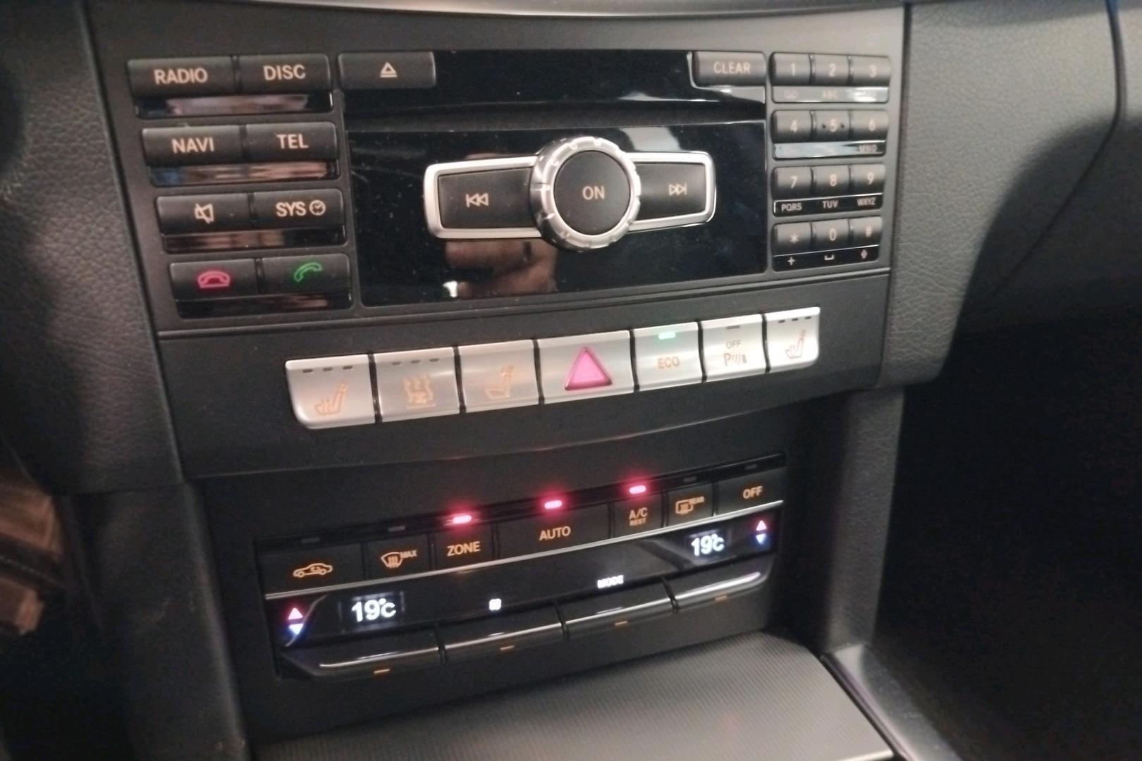 MERCEDES-BENZ E 2014