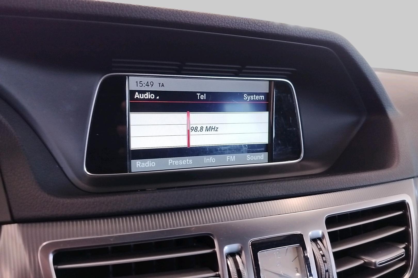 MERCEDES-BENZ E 2014
