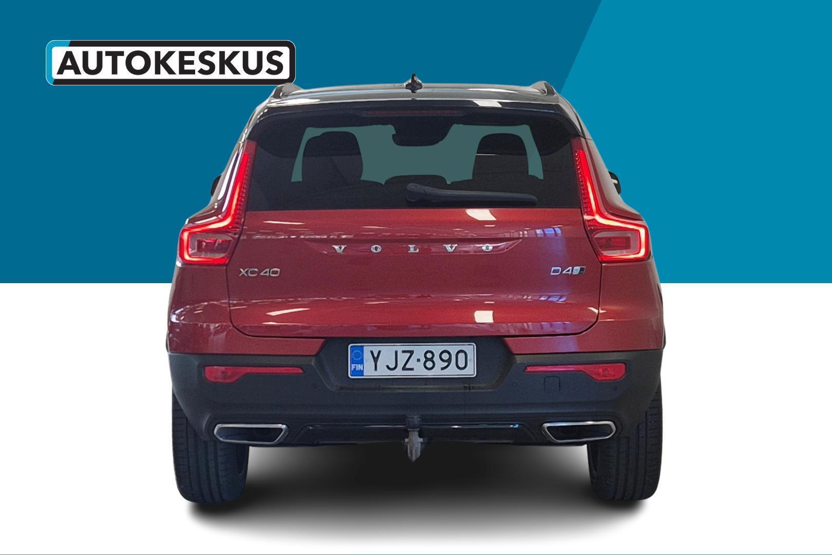 VOLVO XC40 2018