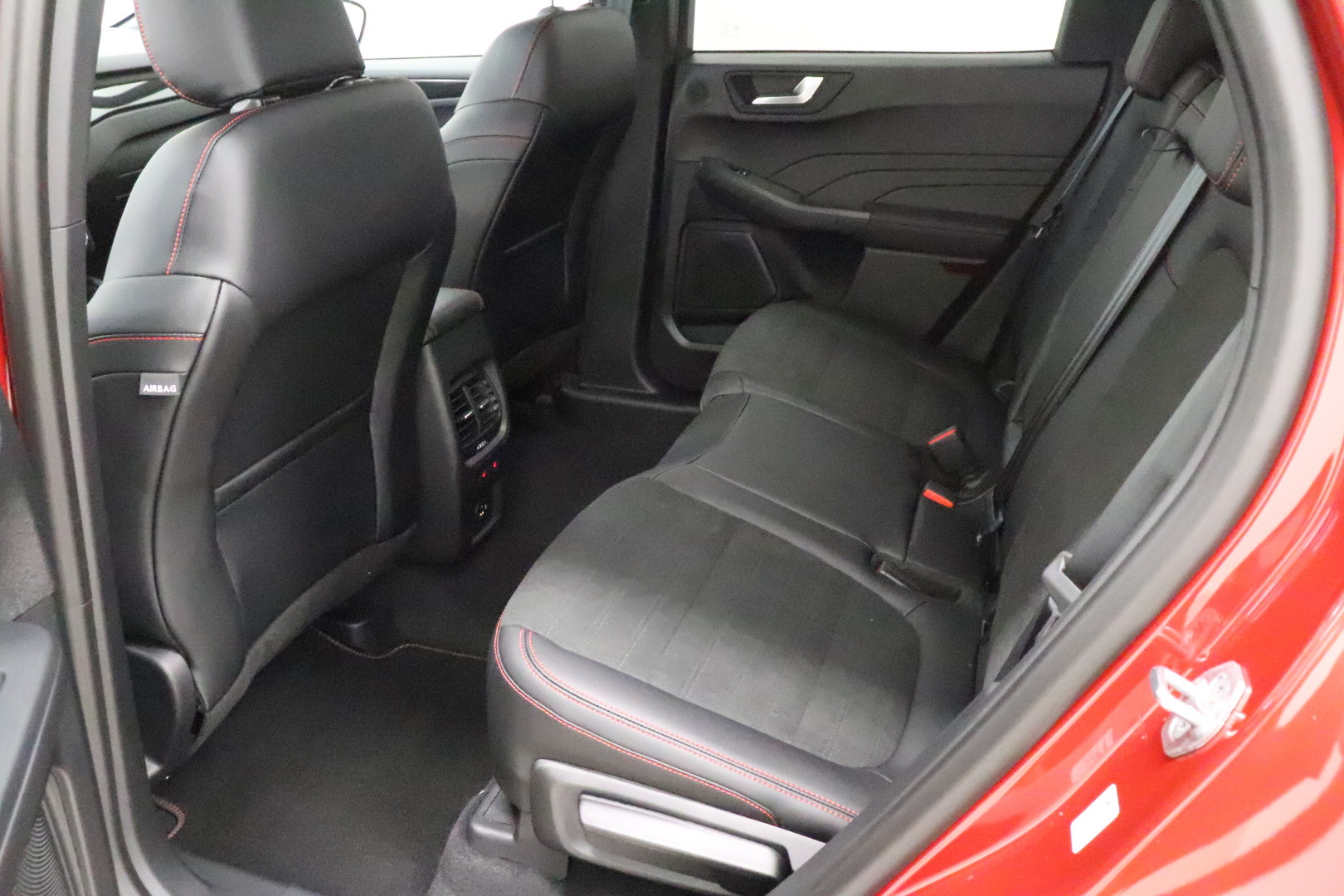 FORD Kuga 4