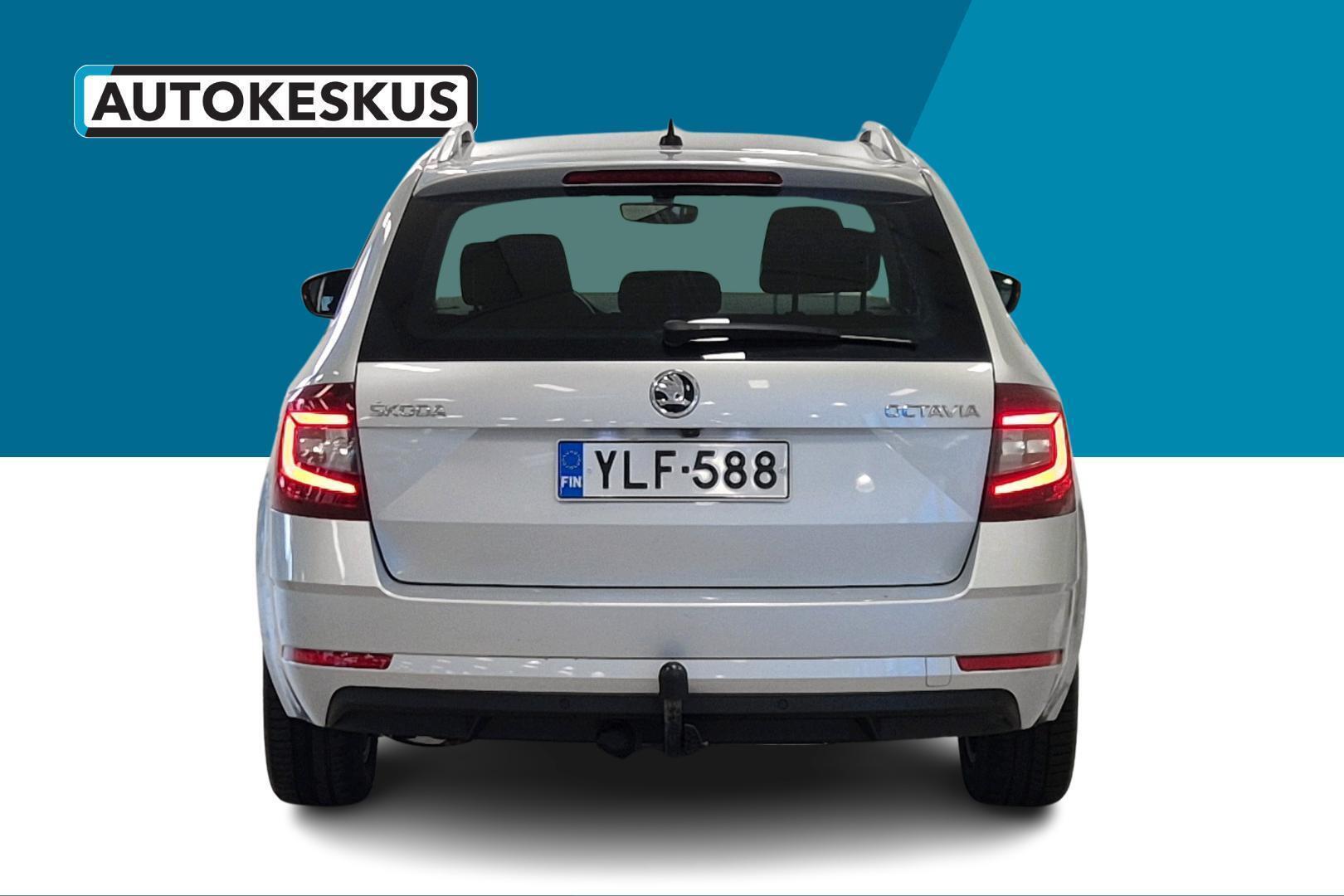 SKODA Octavia 6