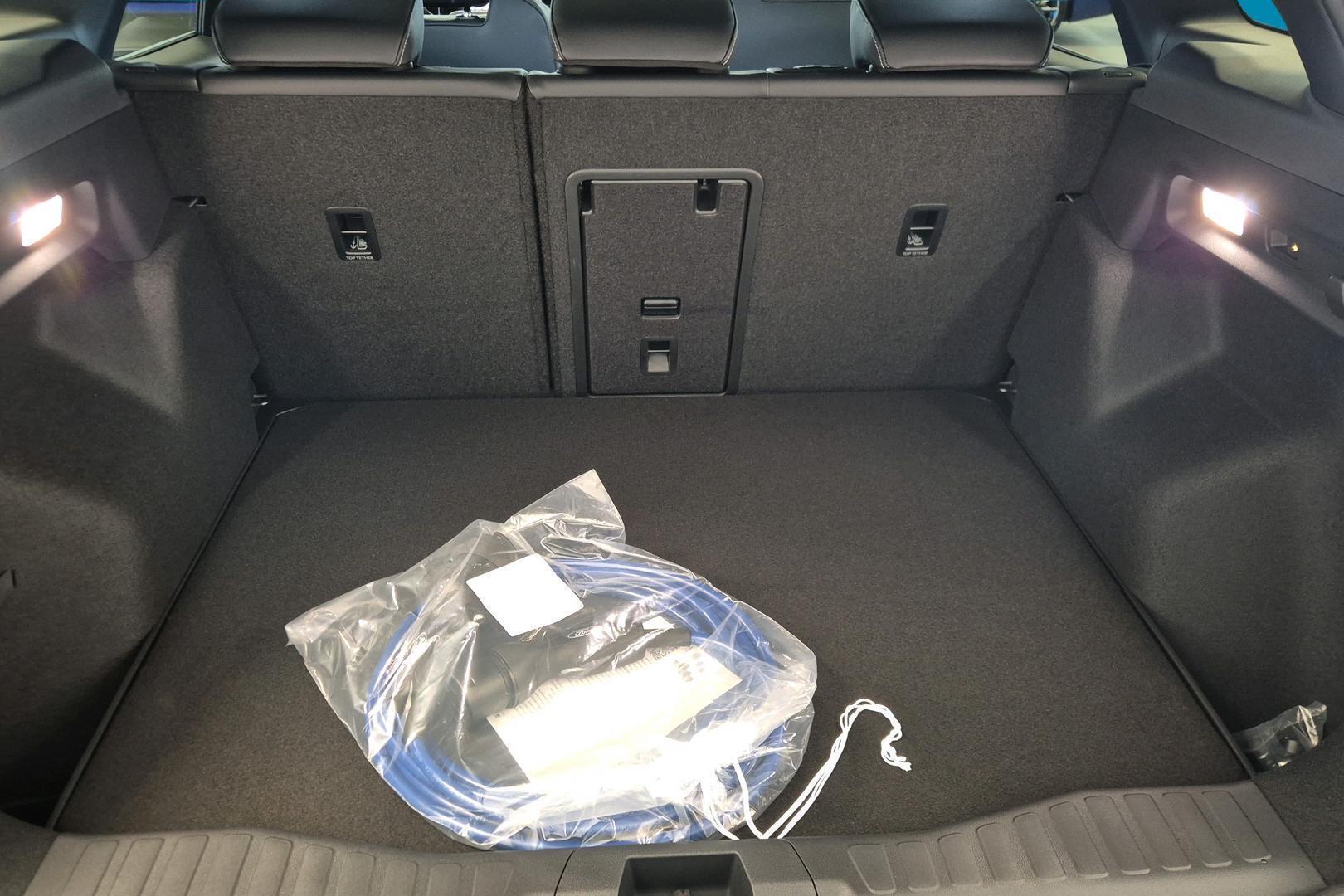 FORD Explorer 2026