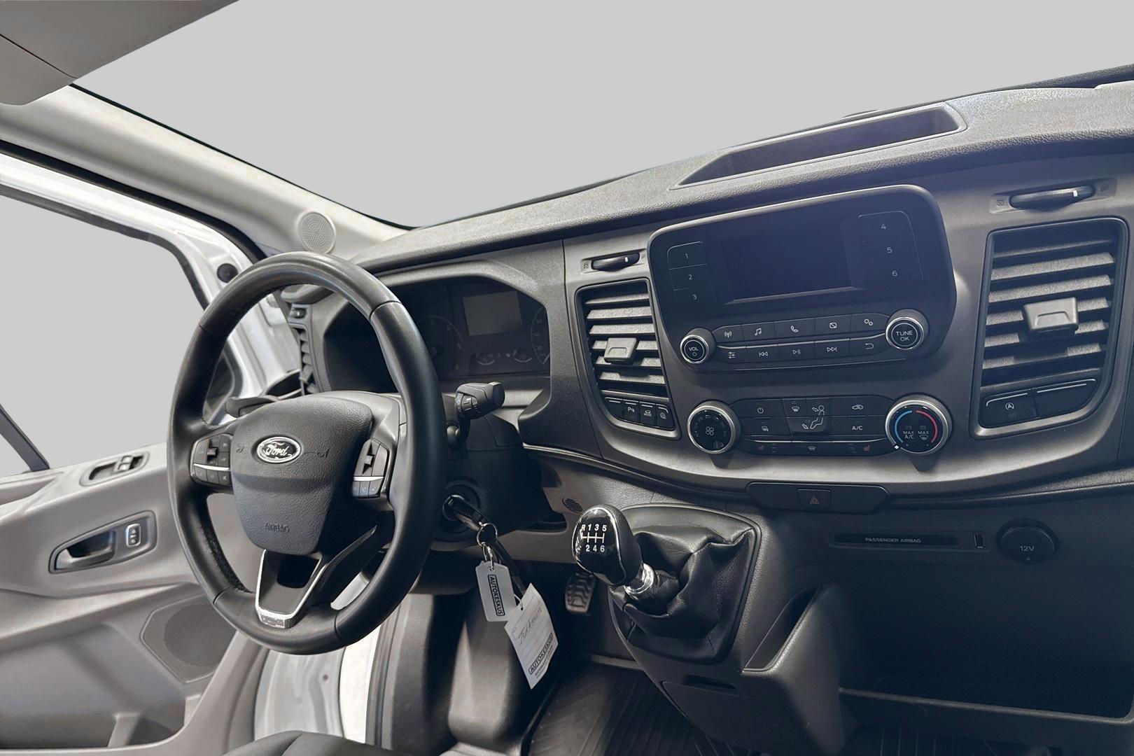 FORD TRANSIT 2023