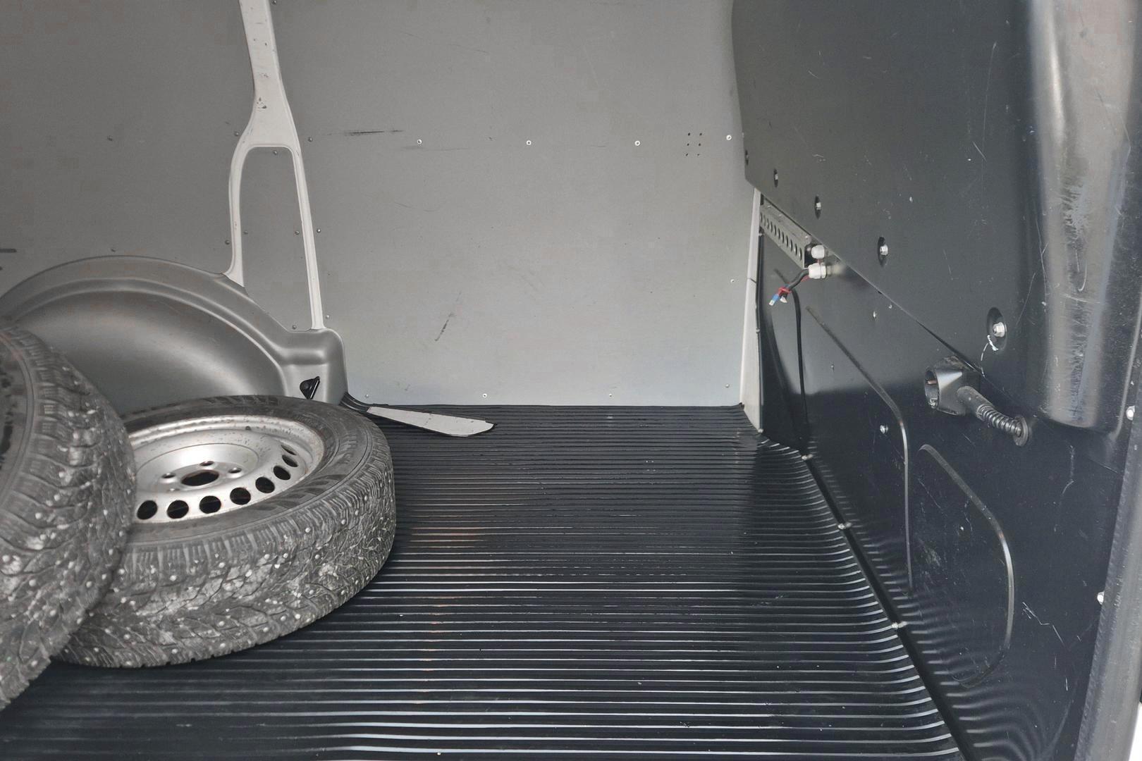 VOLKSWAGEN Transporter 2013