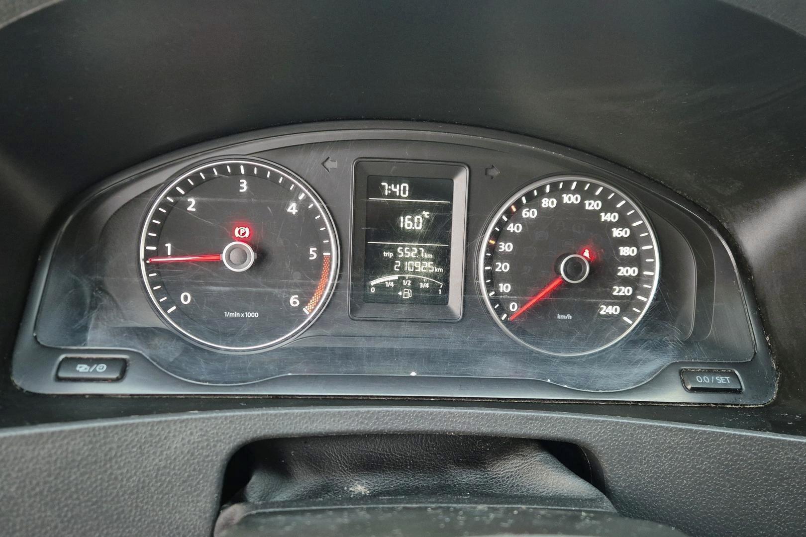 VOLKSWAGEN Transporter 2013