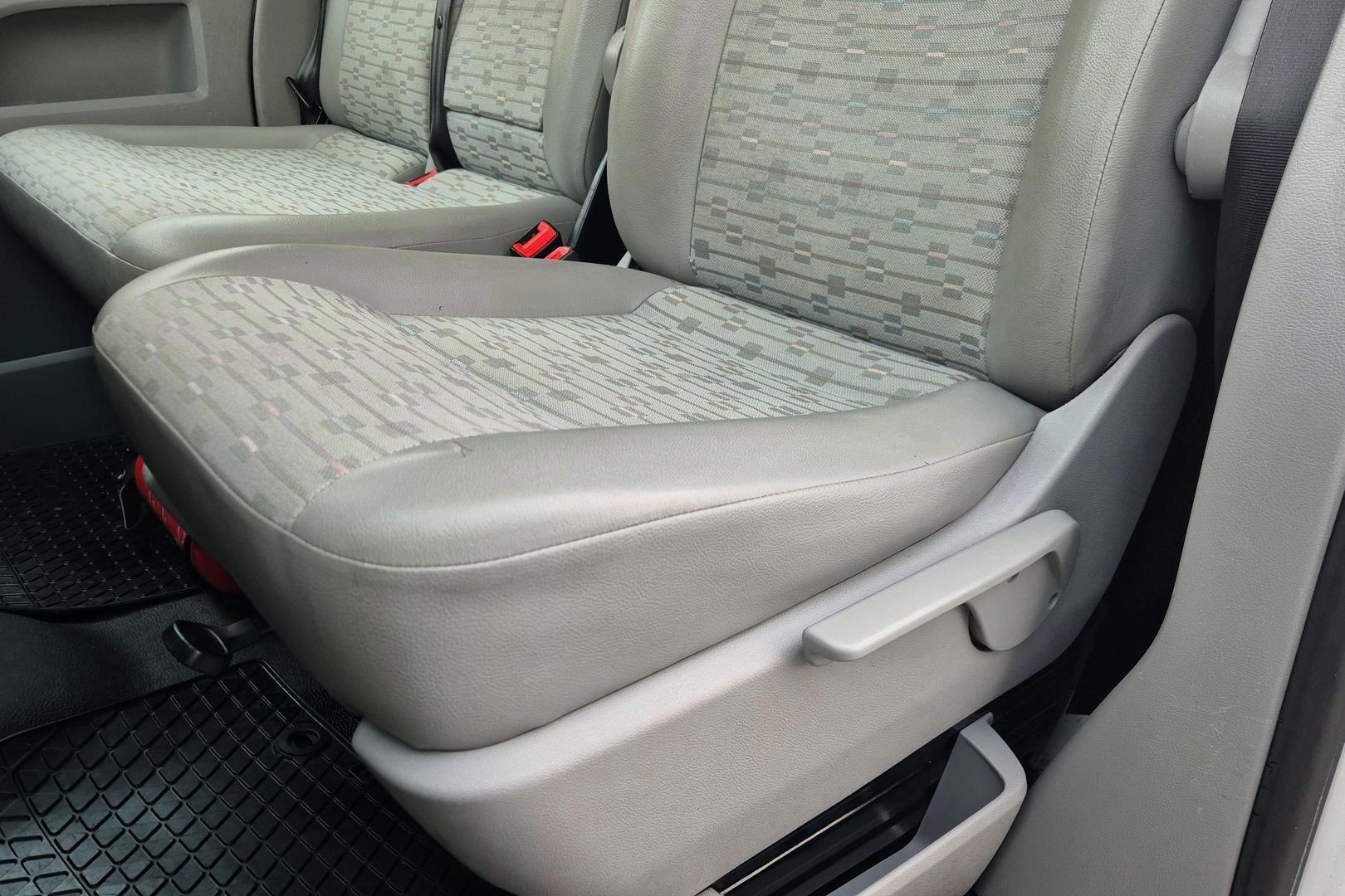 VOLKSWAGEN Transporter 2013