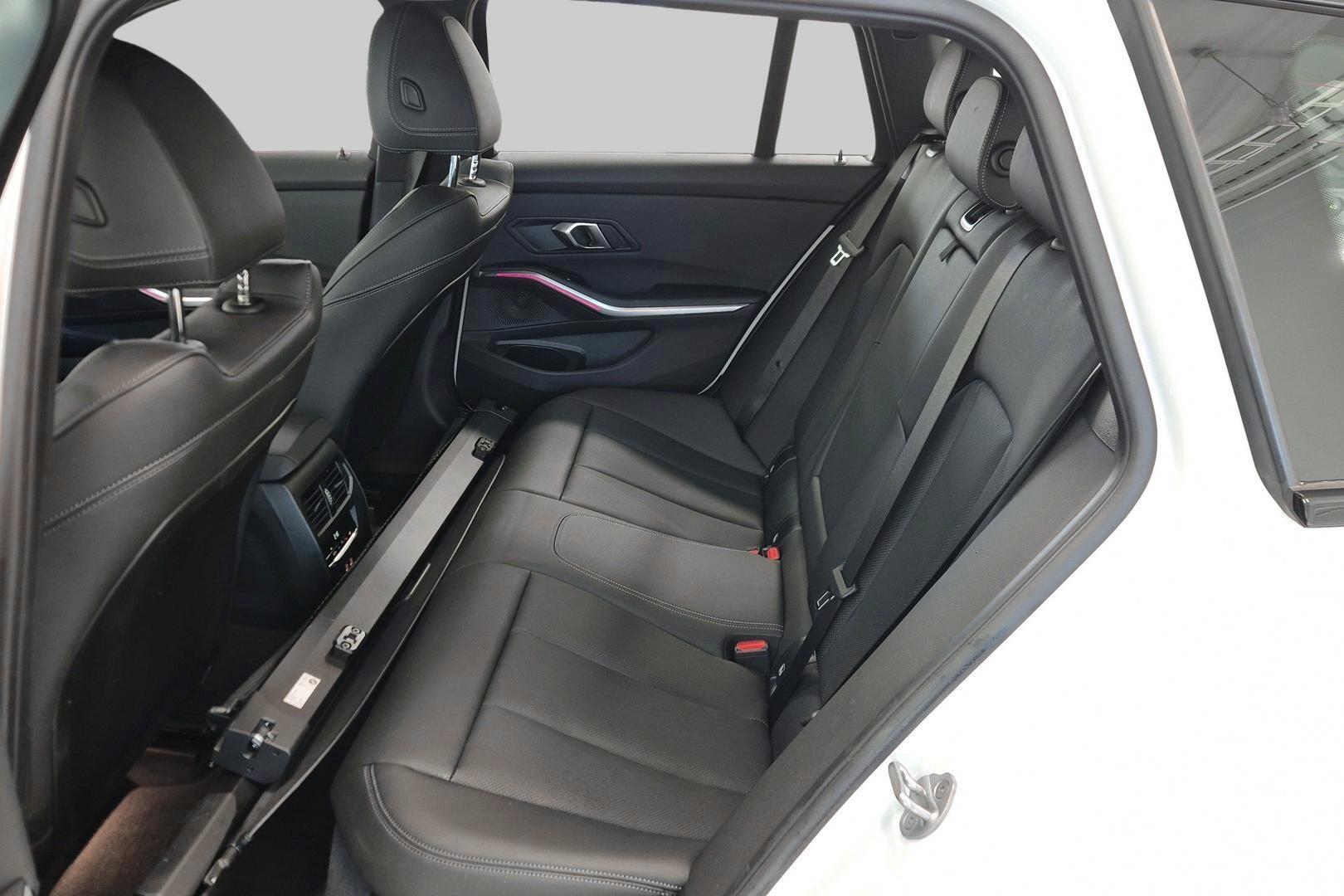 BMW 3-sarja 2025