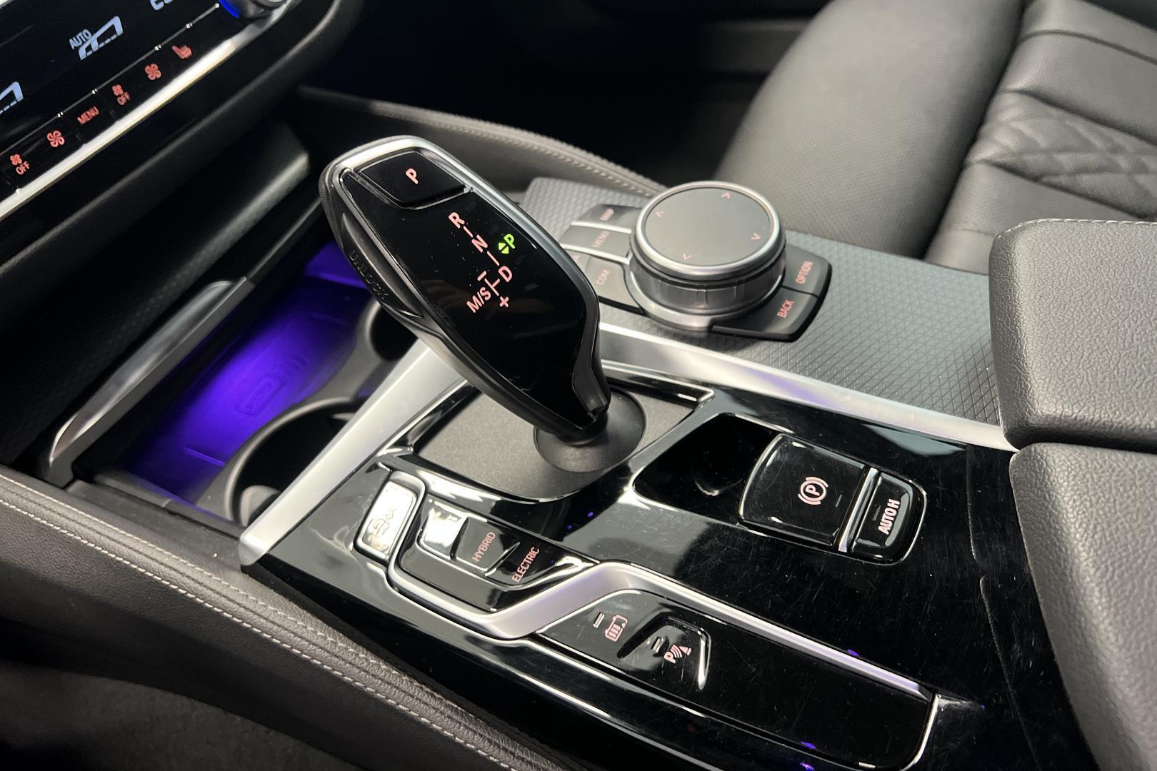 BMW 5-SARJA 16