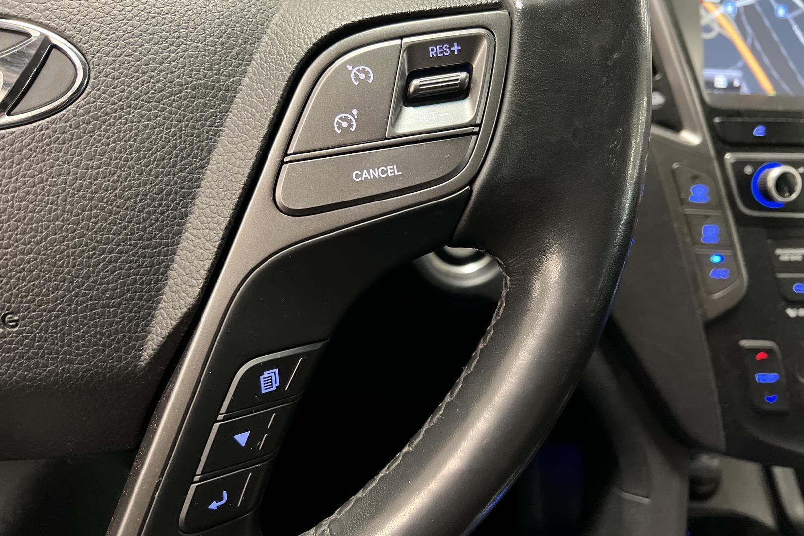 HYUNDAI Santa Fe 2017