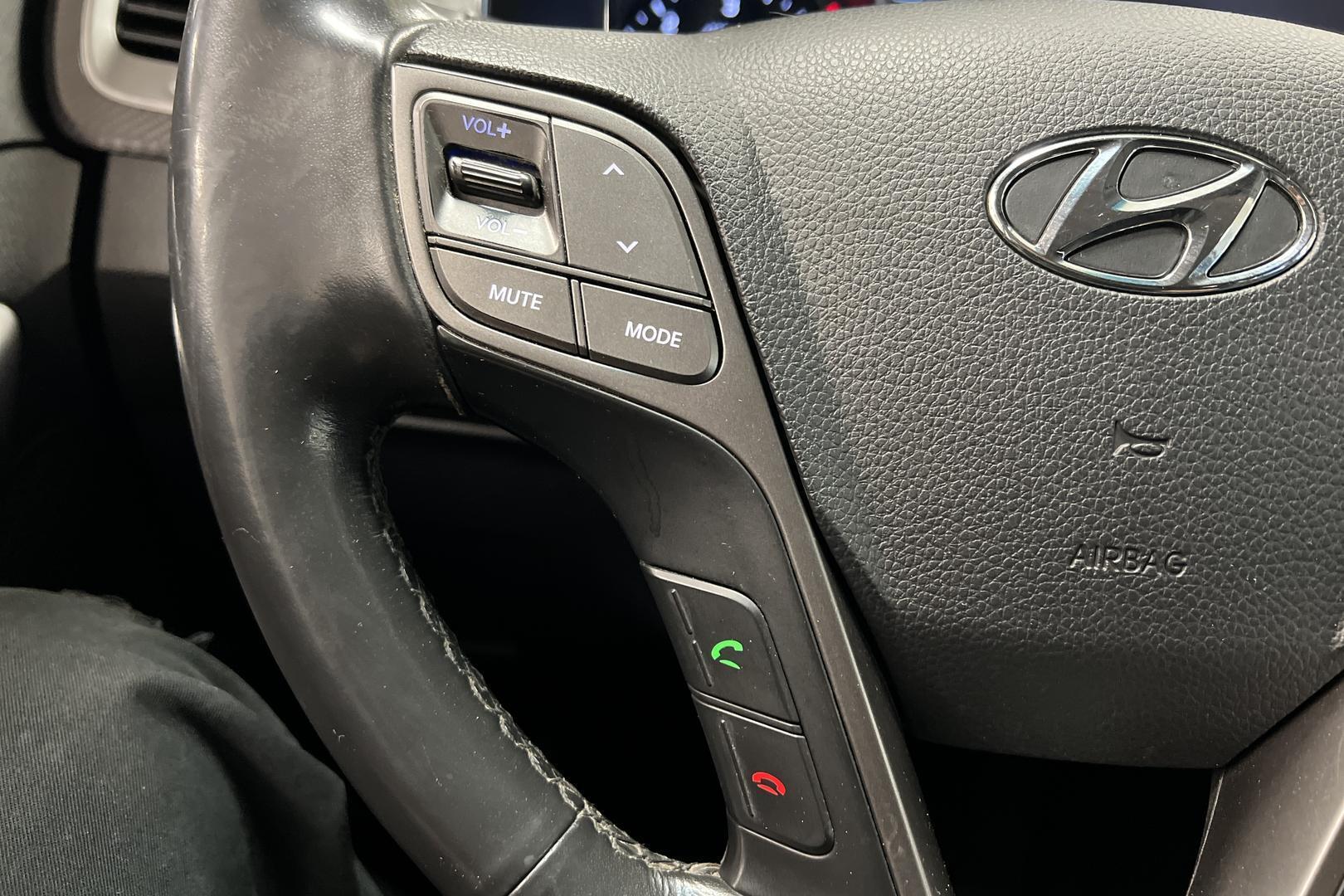 HYUNDAI Santa Fe 2017