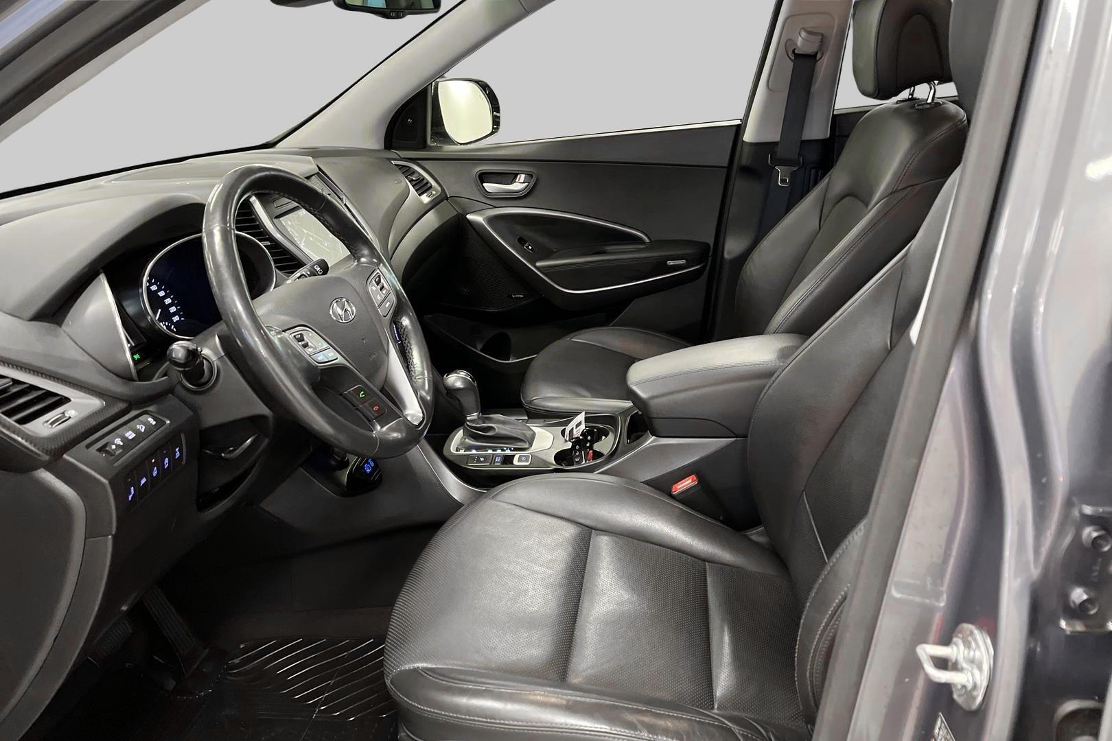 HYUNDAI Santa Fe 2017